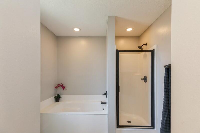 RIVERCHASE S/D PH 2 - Residential