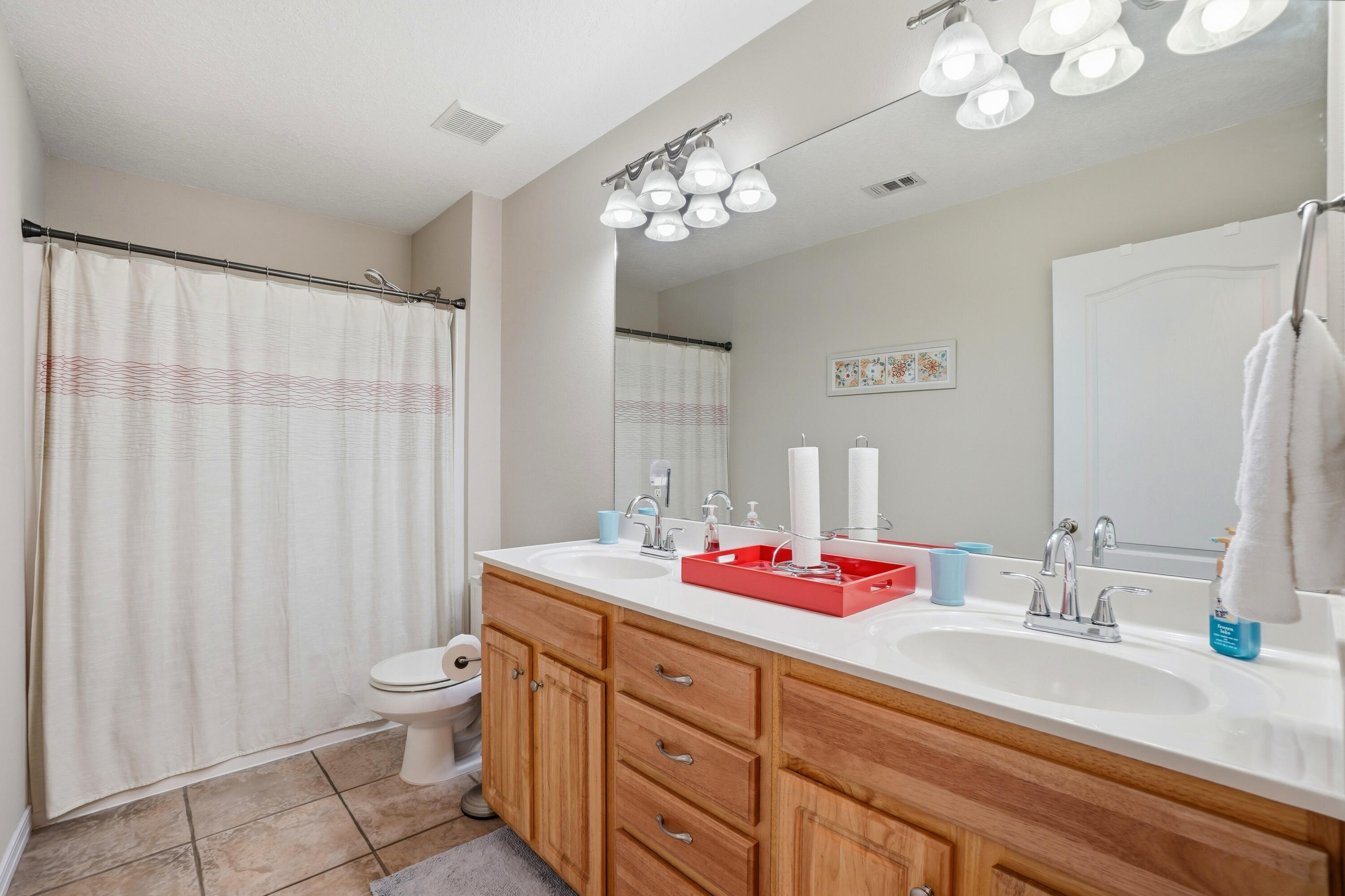 LEE FARM - Residential