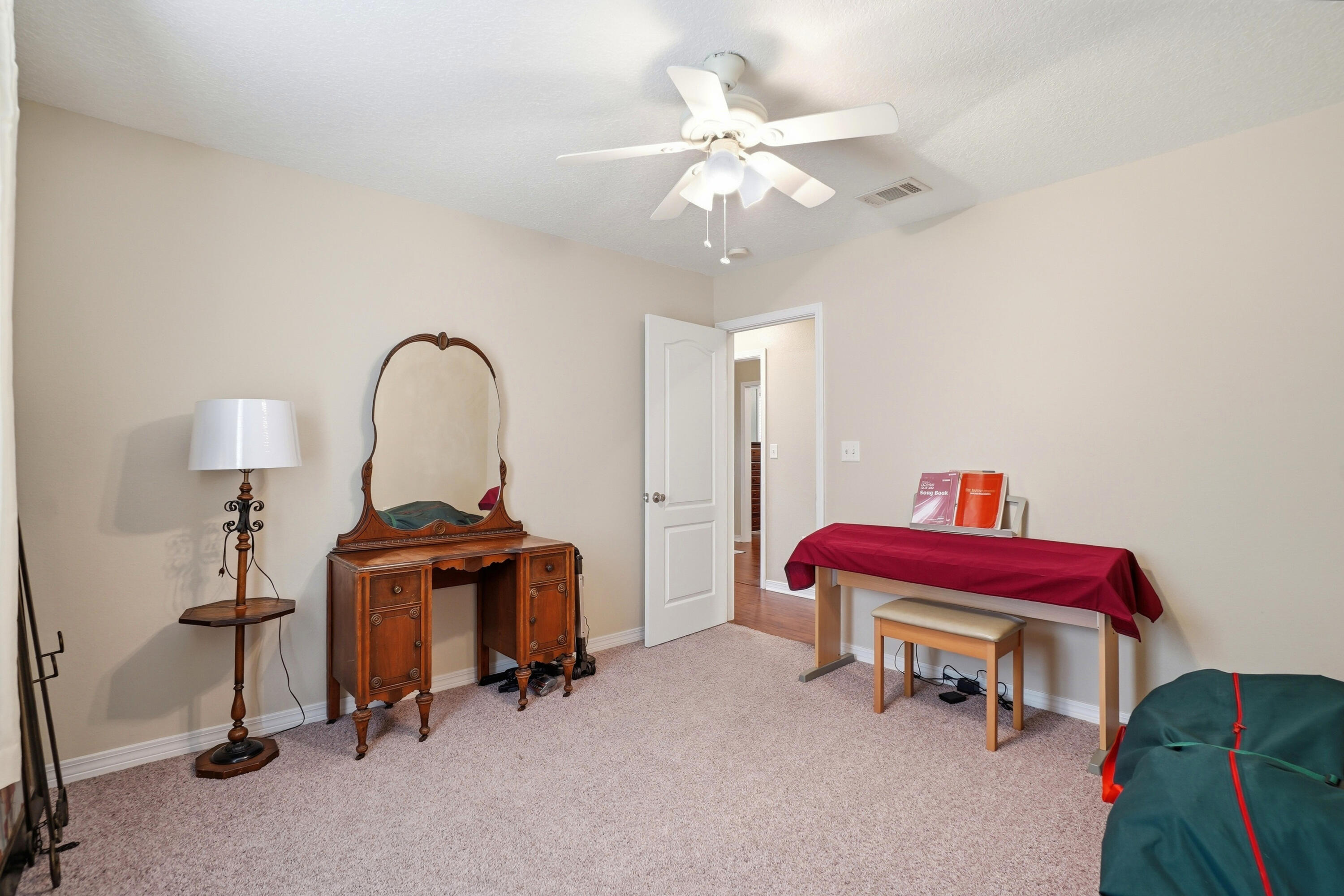 LEE FARM - Residential