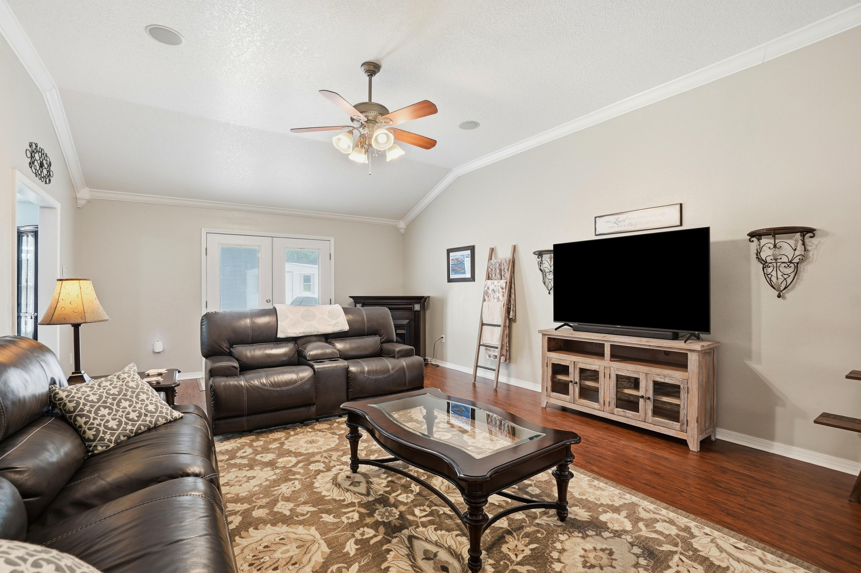 LEE FARM - Residential