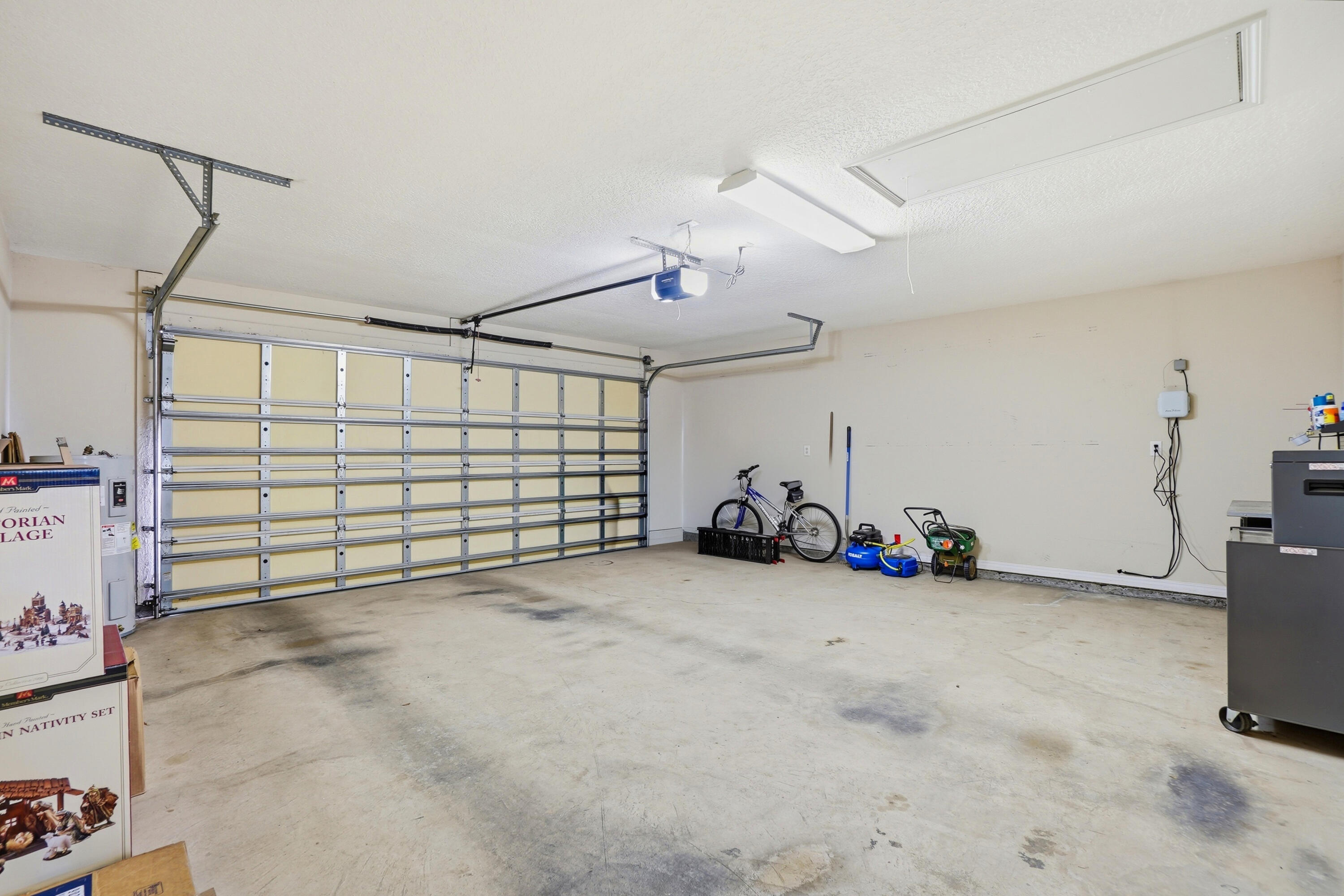 LEE FARM - Residential