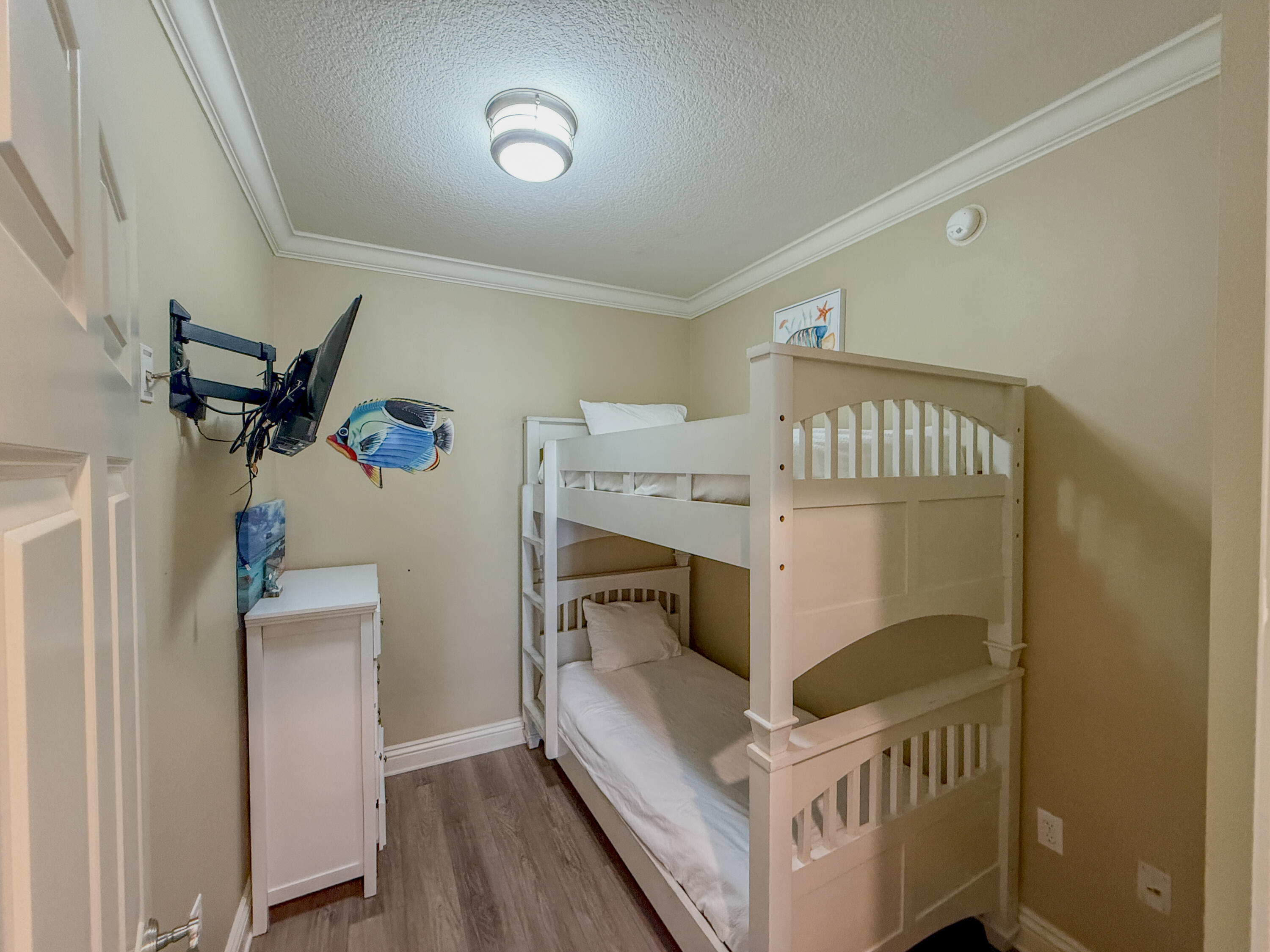 EMERALD GRANDE - Residential