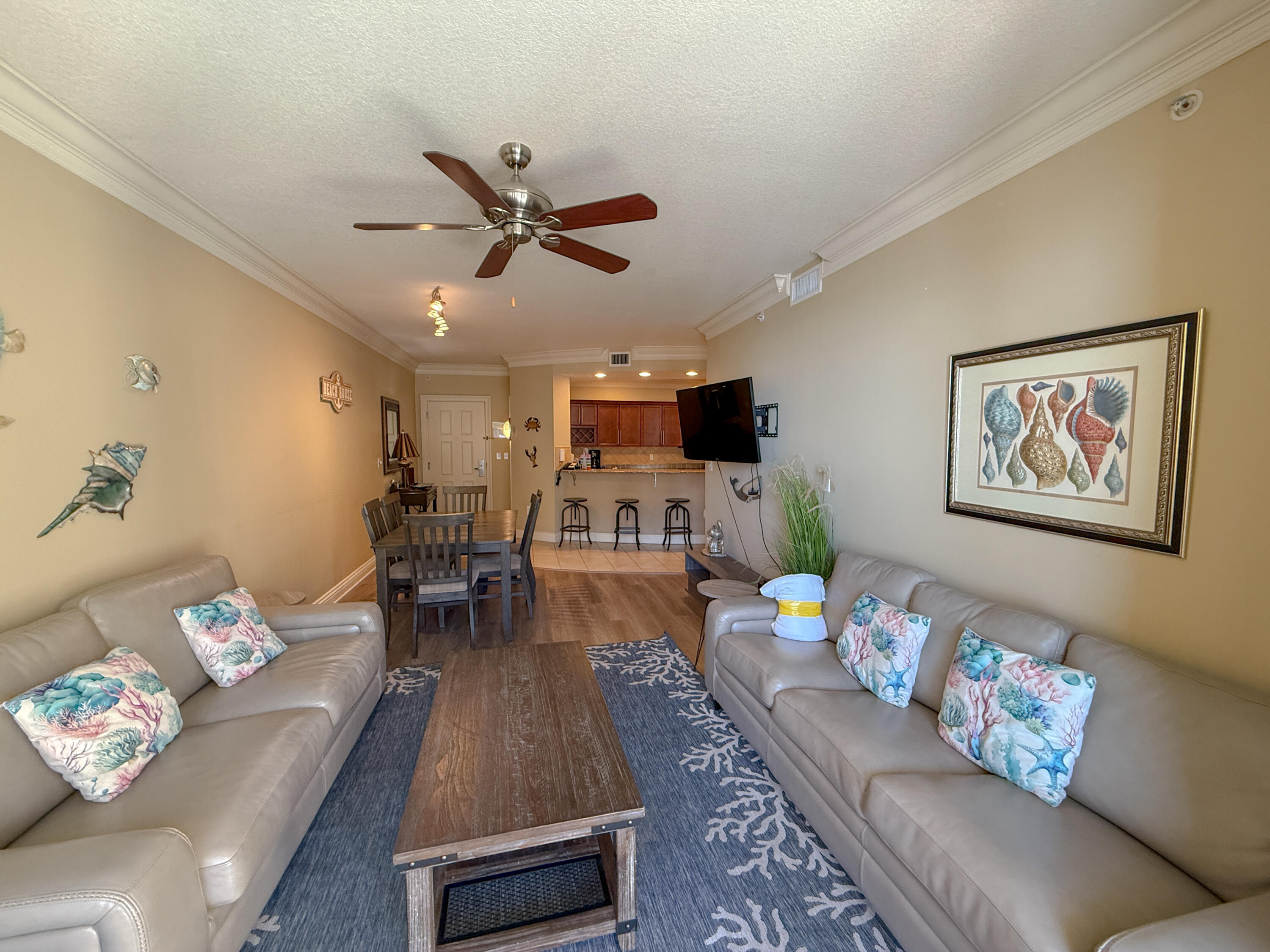 EMERALD GRANDE - Residential