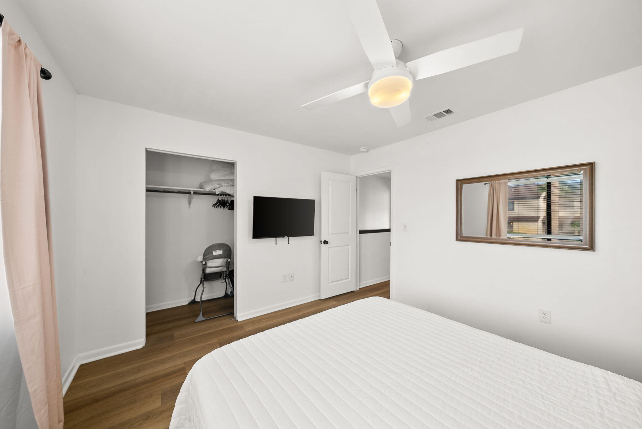 PORTSIDE CONDO - Residential