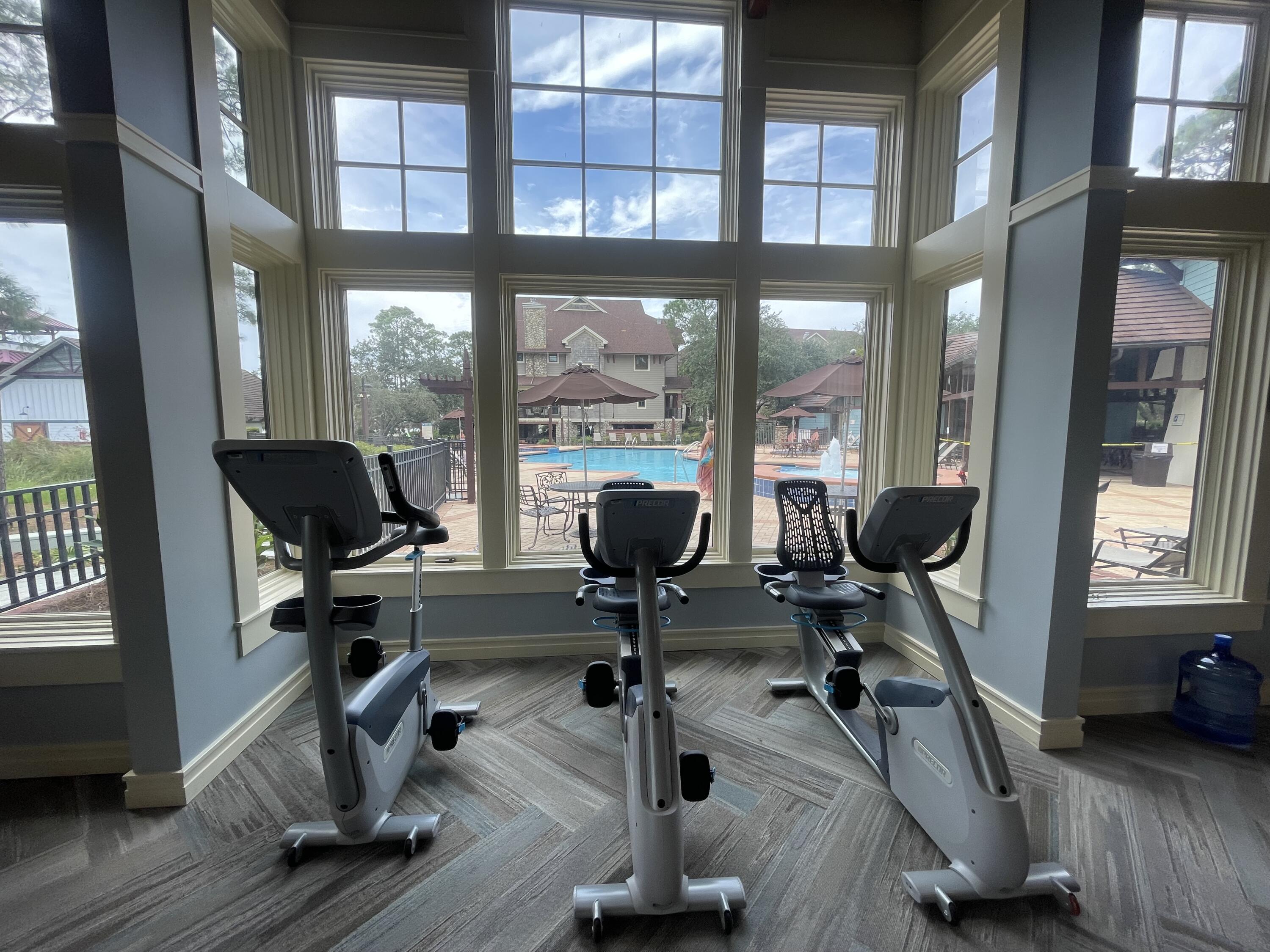 WILD HERON LAKESIDE LODGE - Residential