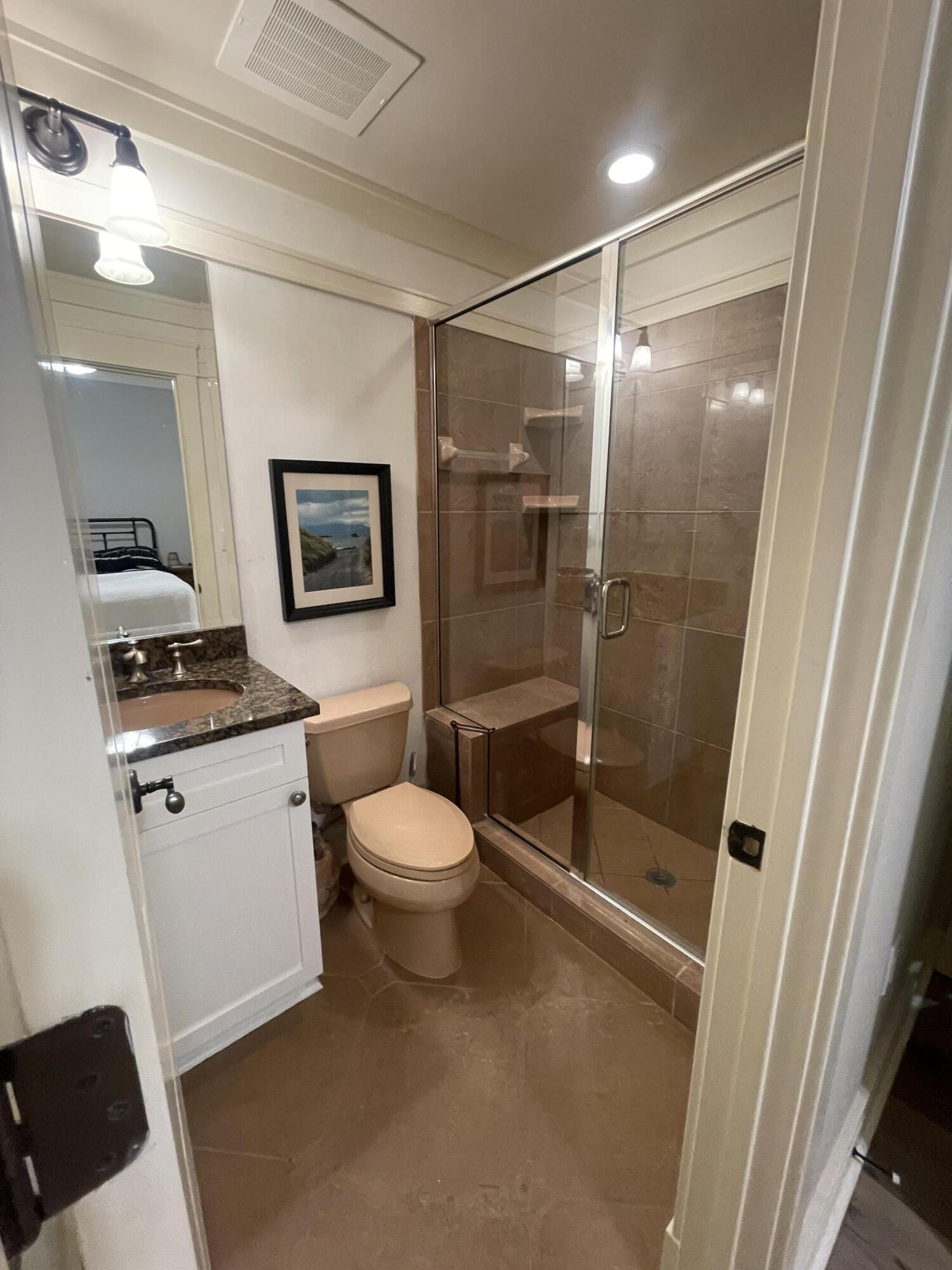 WILD HERON LAKESIDE LODGE - Residential