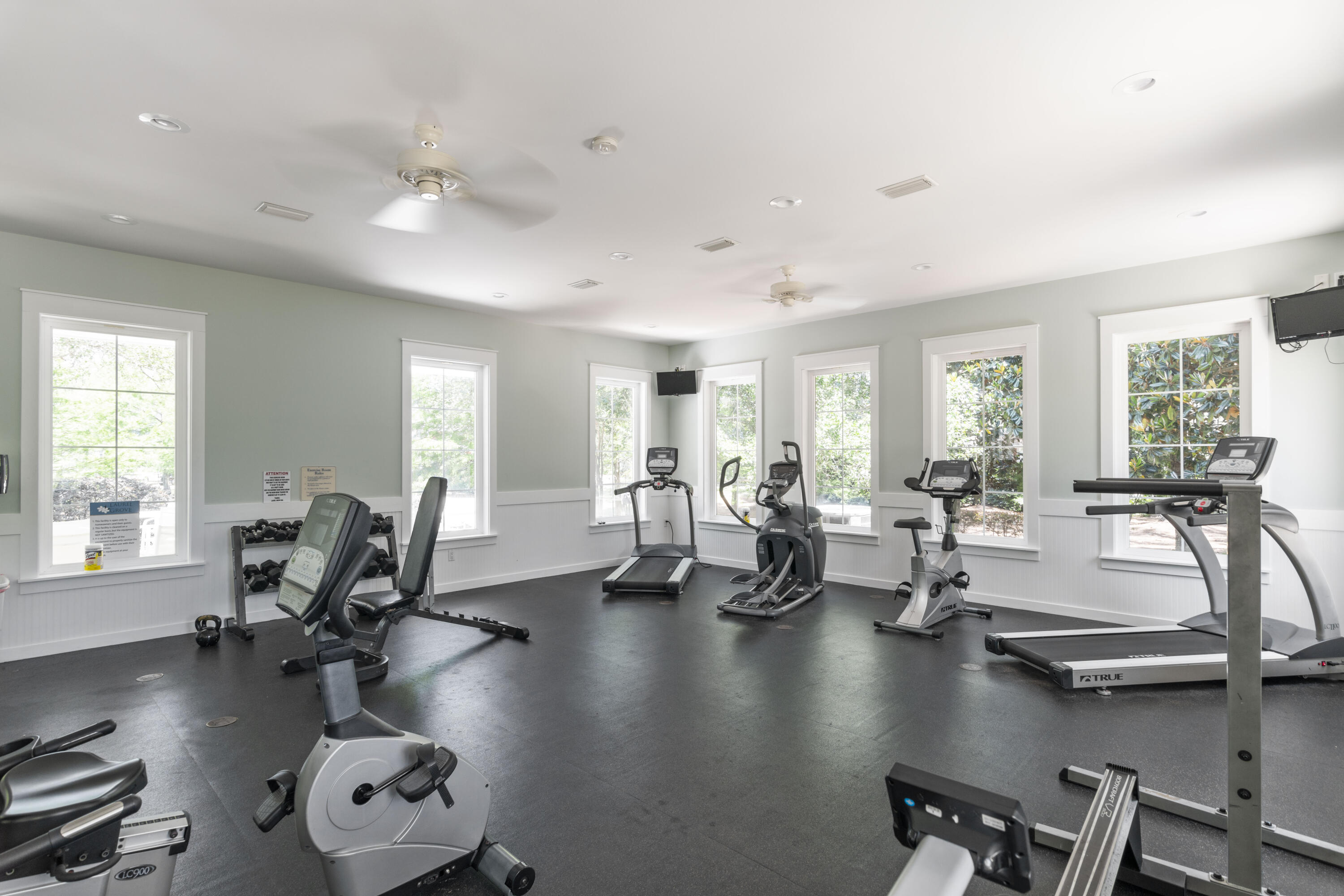 LAUREL GROVE - Residential