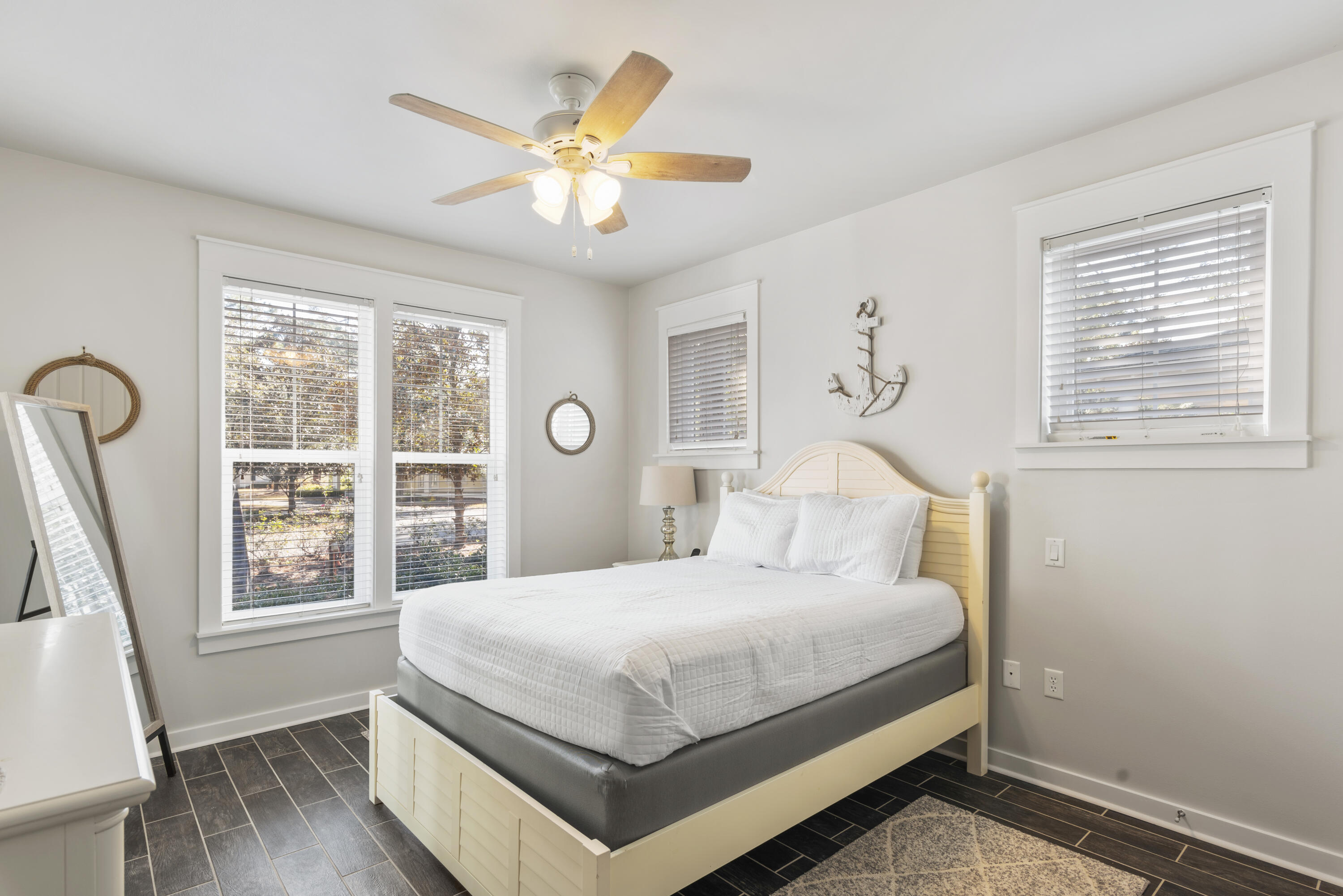 LAUREL GROVE - Residential