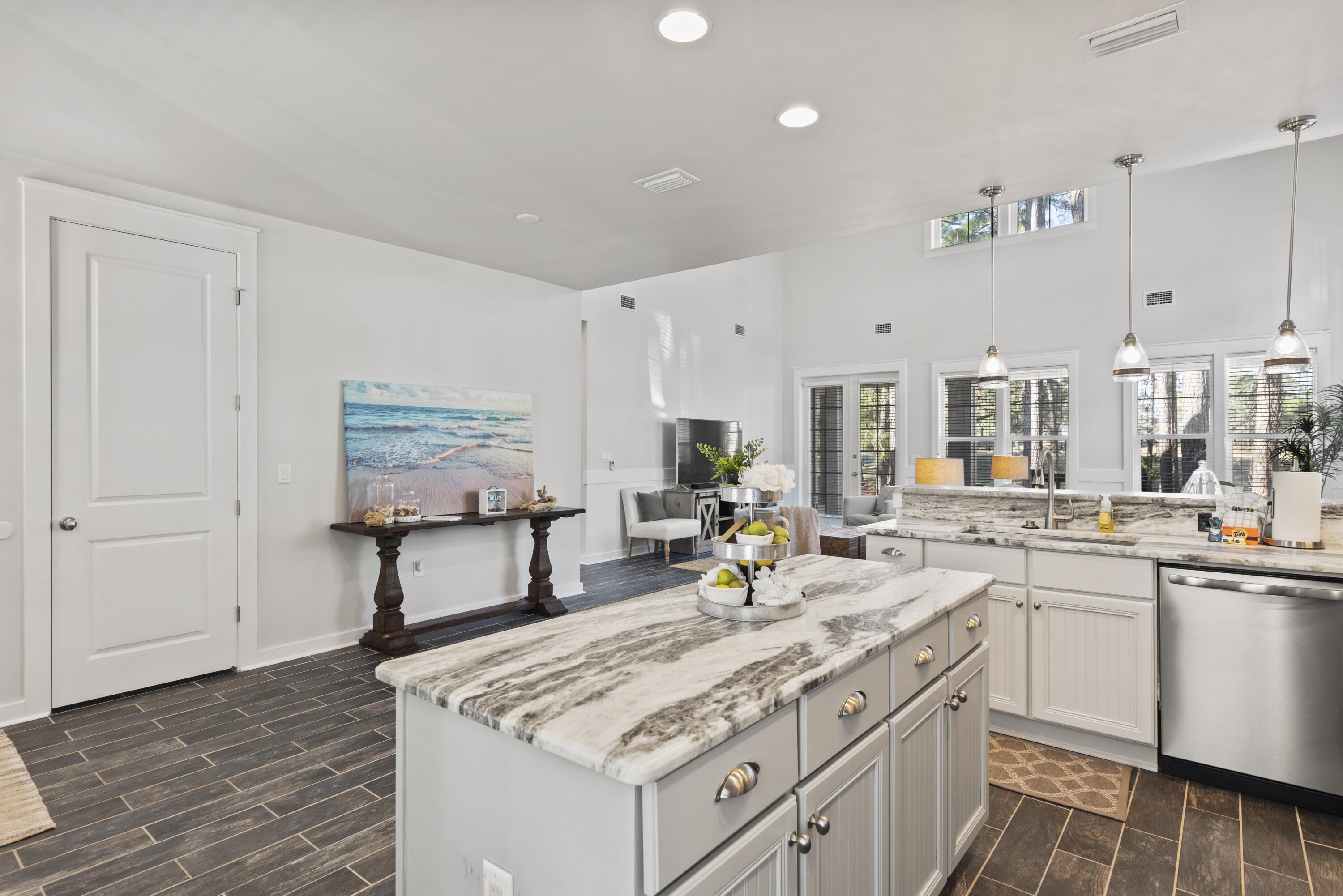 LAUREL GROVE - Residential
