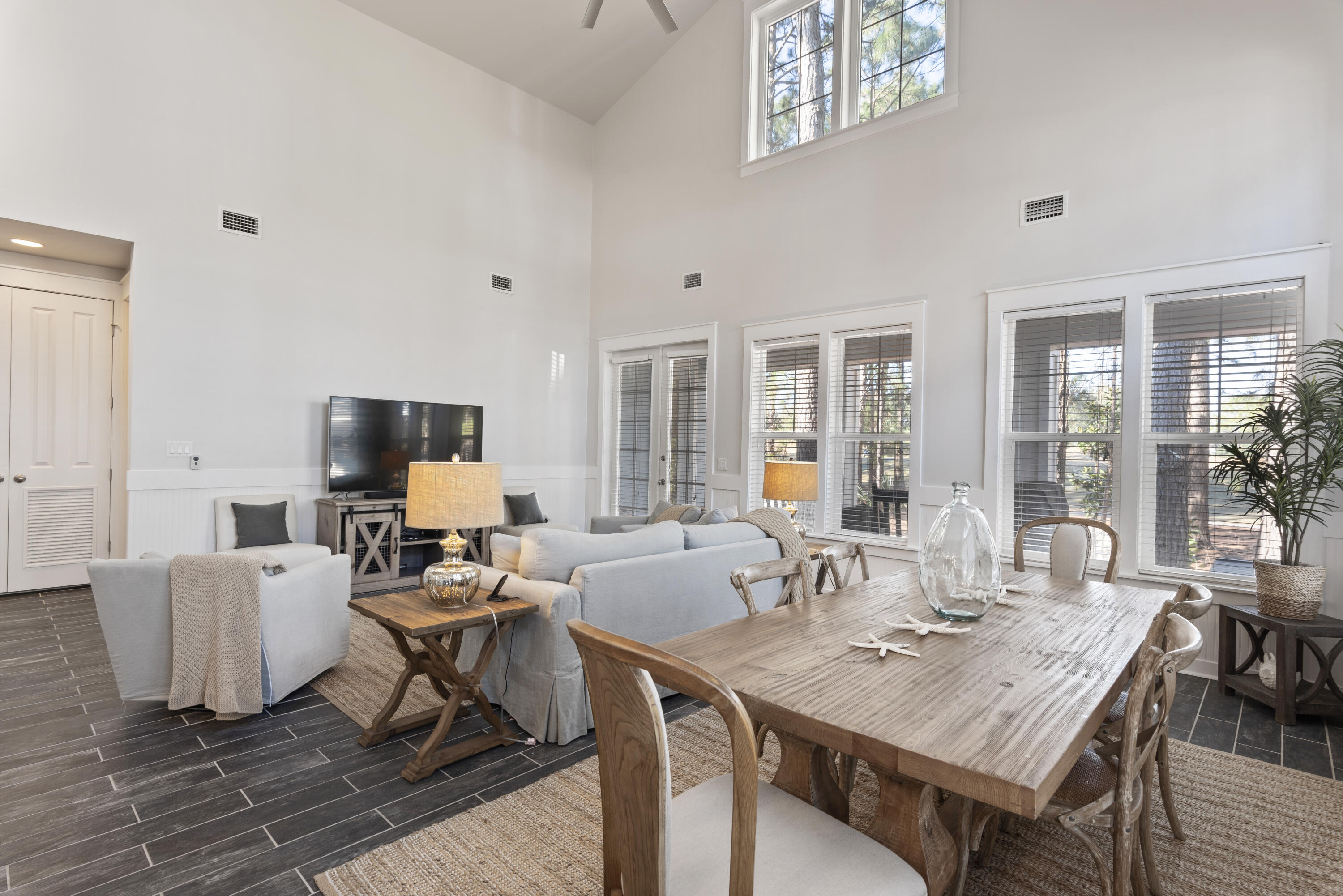 LAUREL GROVE - Residential