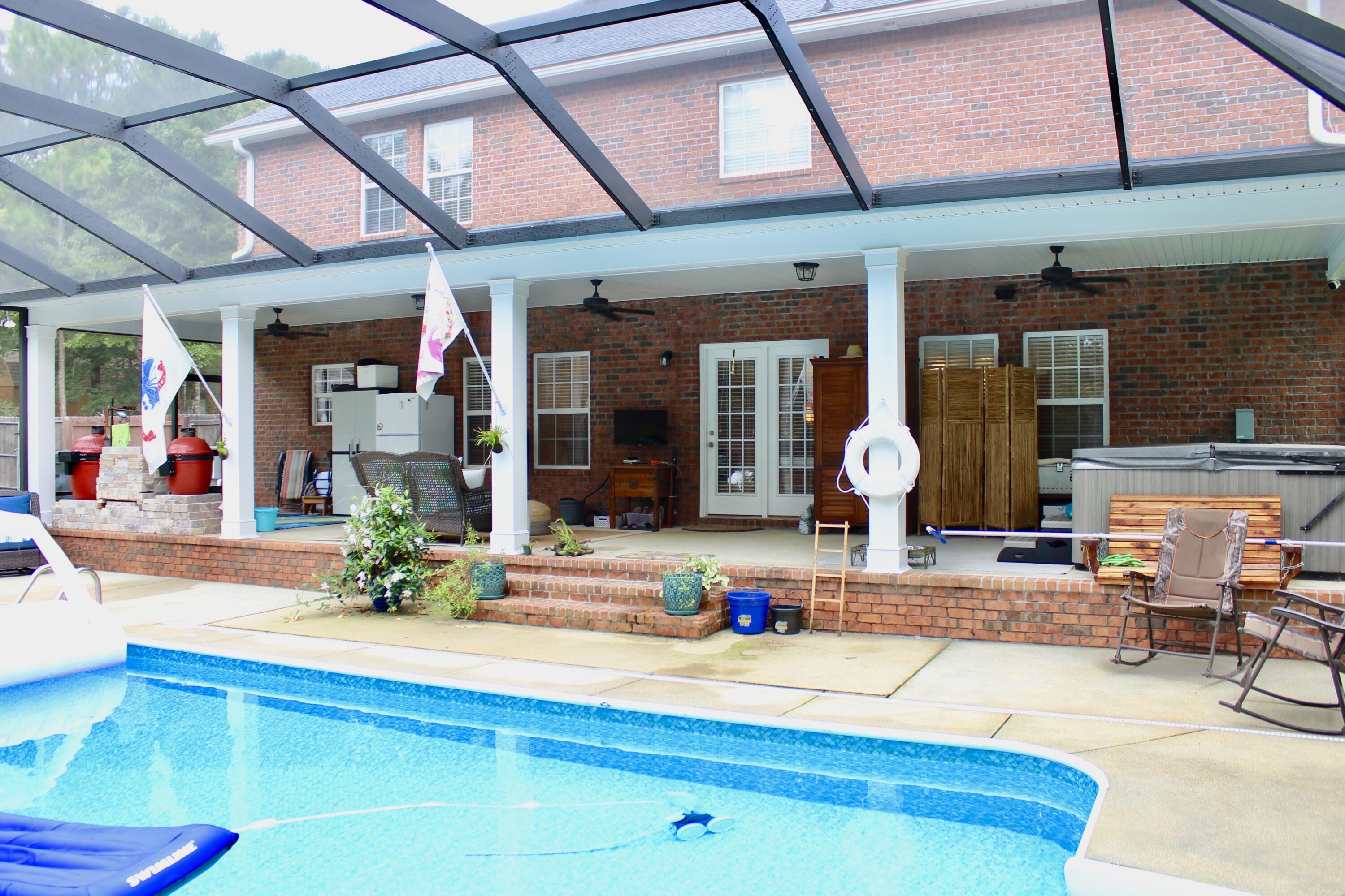 CAMELLIA COVE - Residential