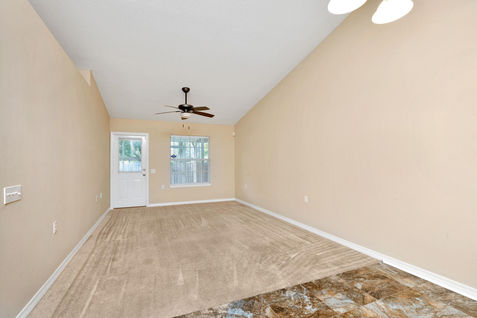 NO RECORDED SUBDIVISION - Residential