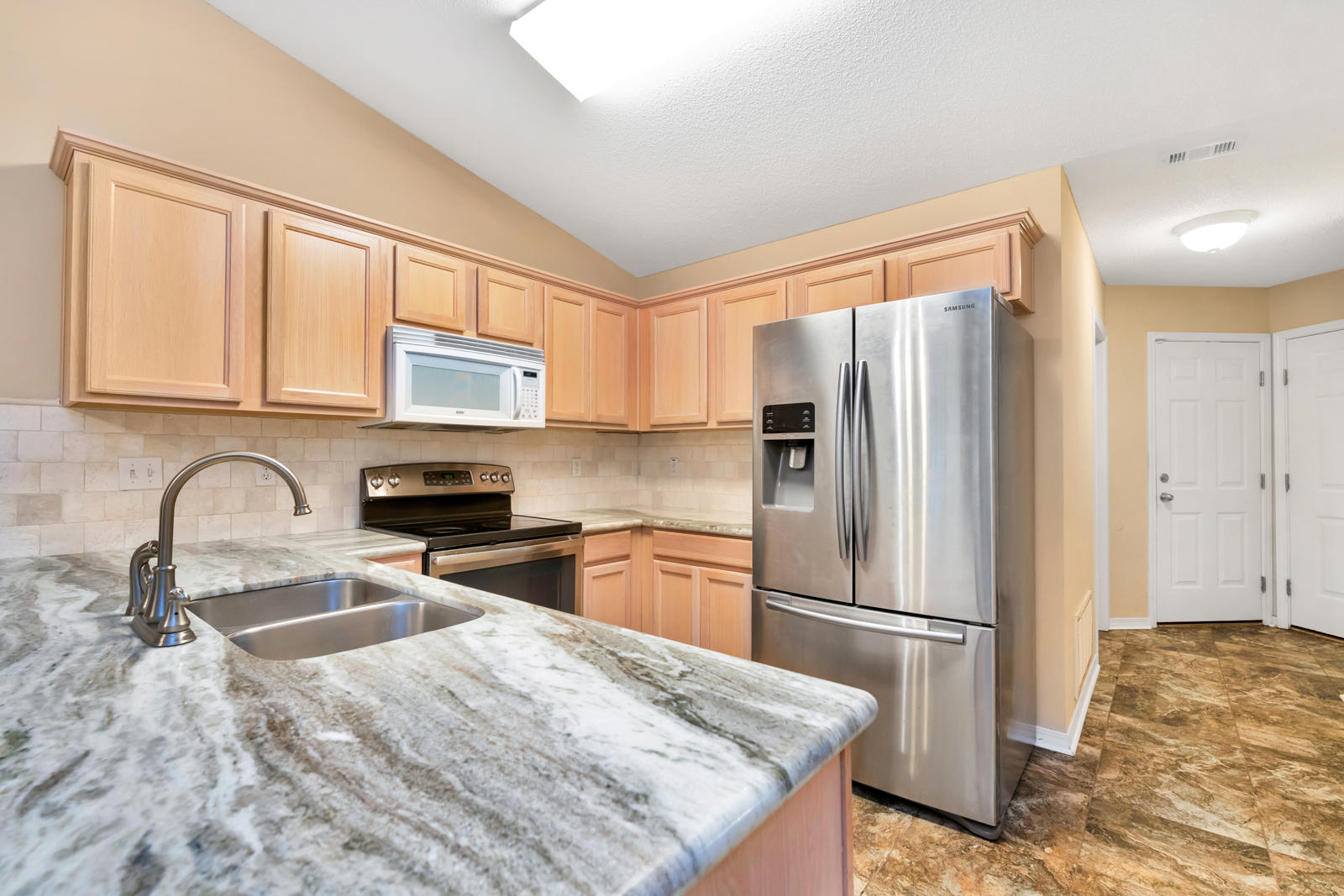 NO RECORDED SUBDIVISION - Residential