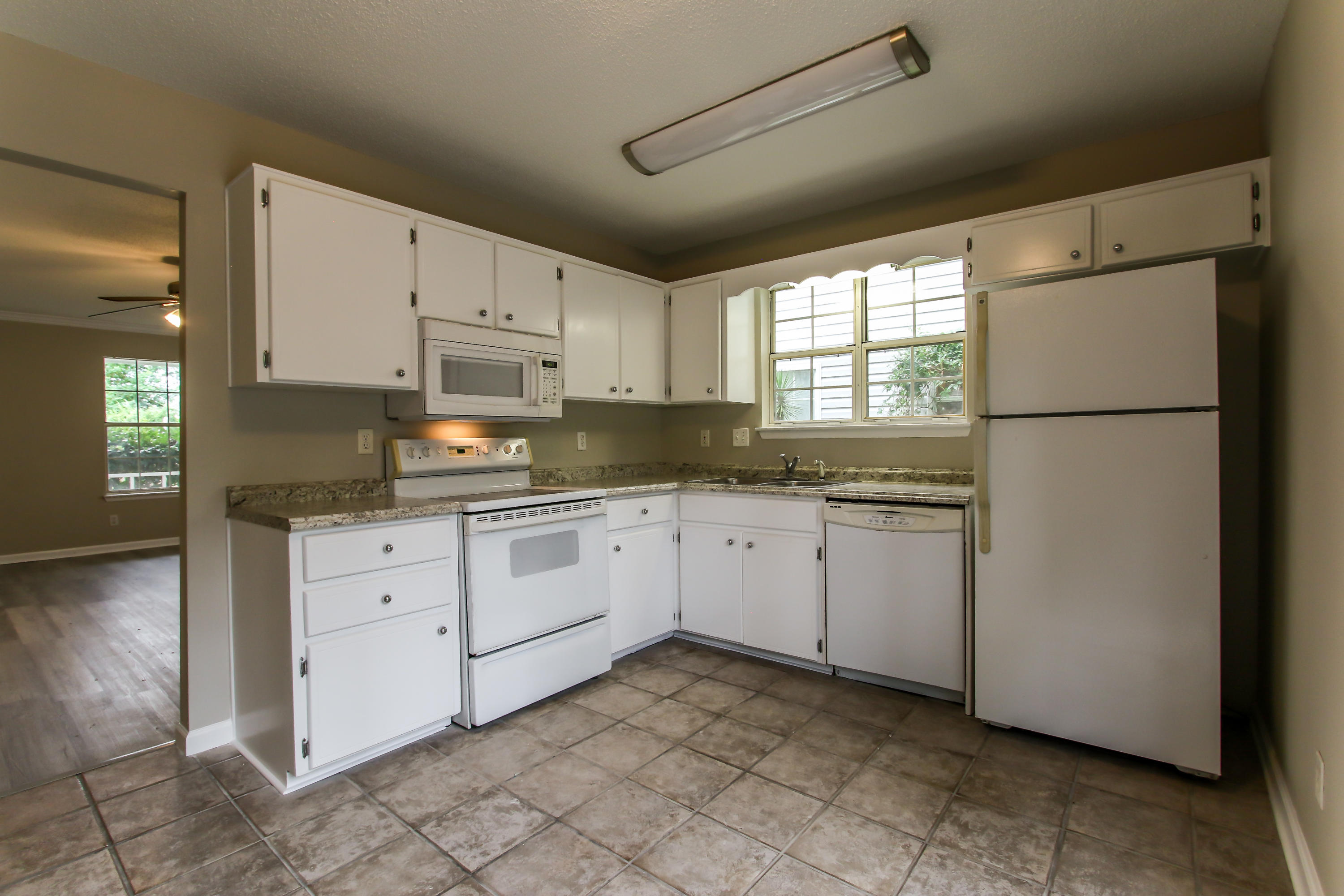 YORKTOWN AT WILLOW BEND - Residential