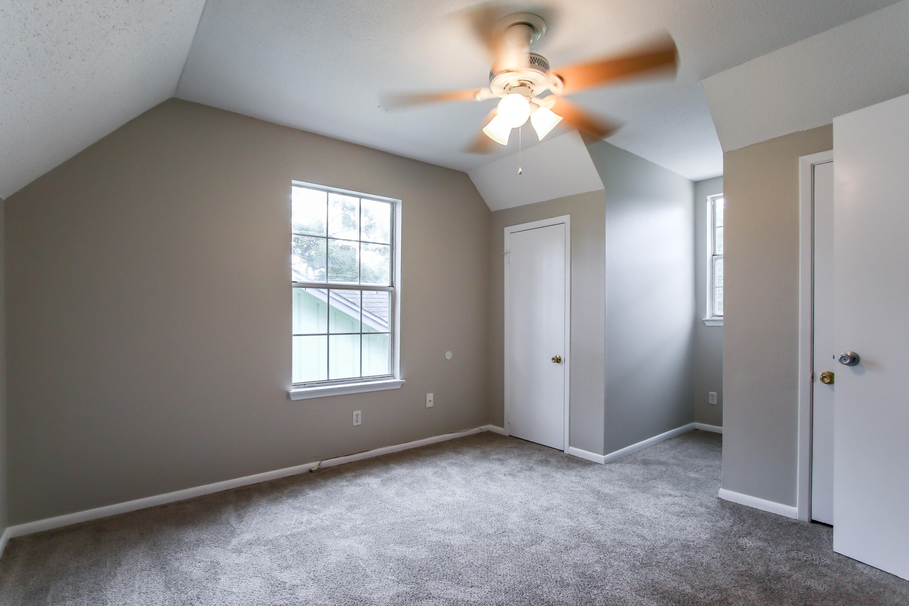 YORKTOWN AT WILLOW BEND - Residential