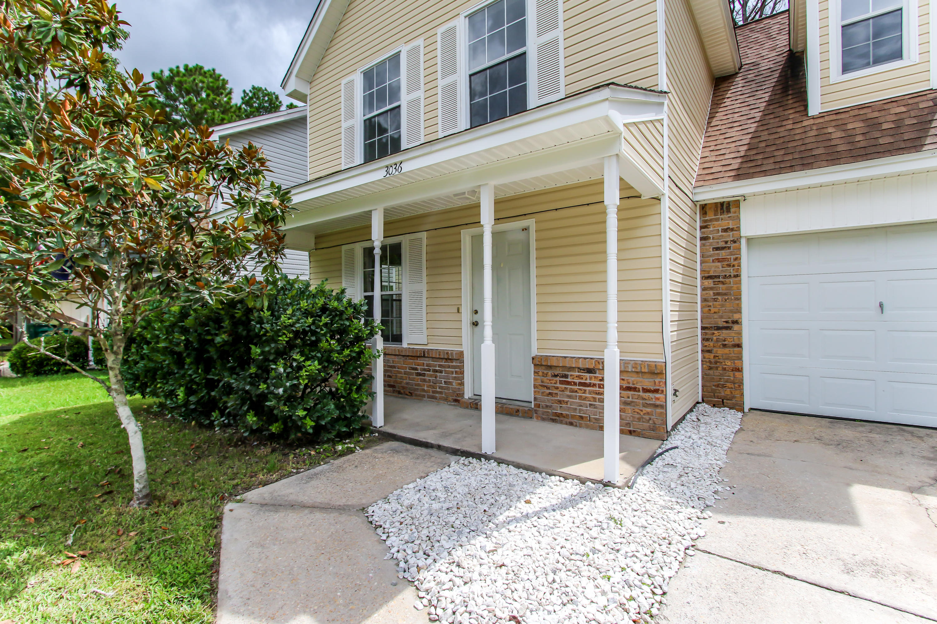 YORKTOWN AT WILLOW BEND - Residential
