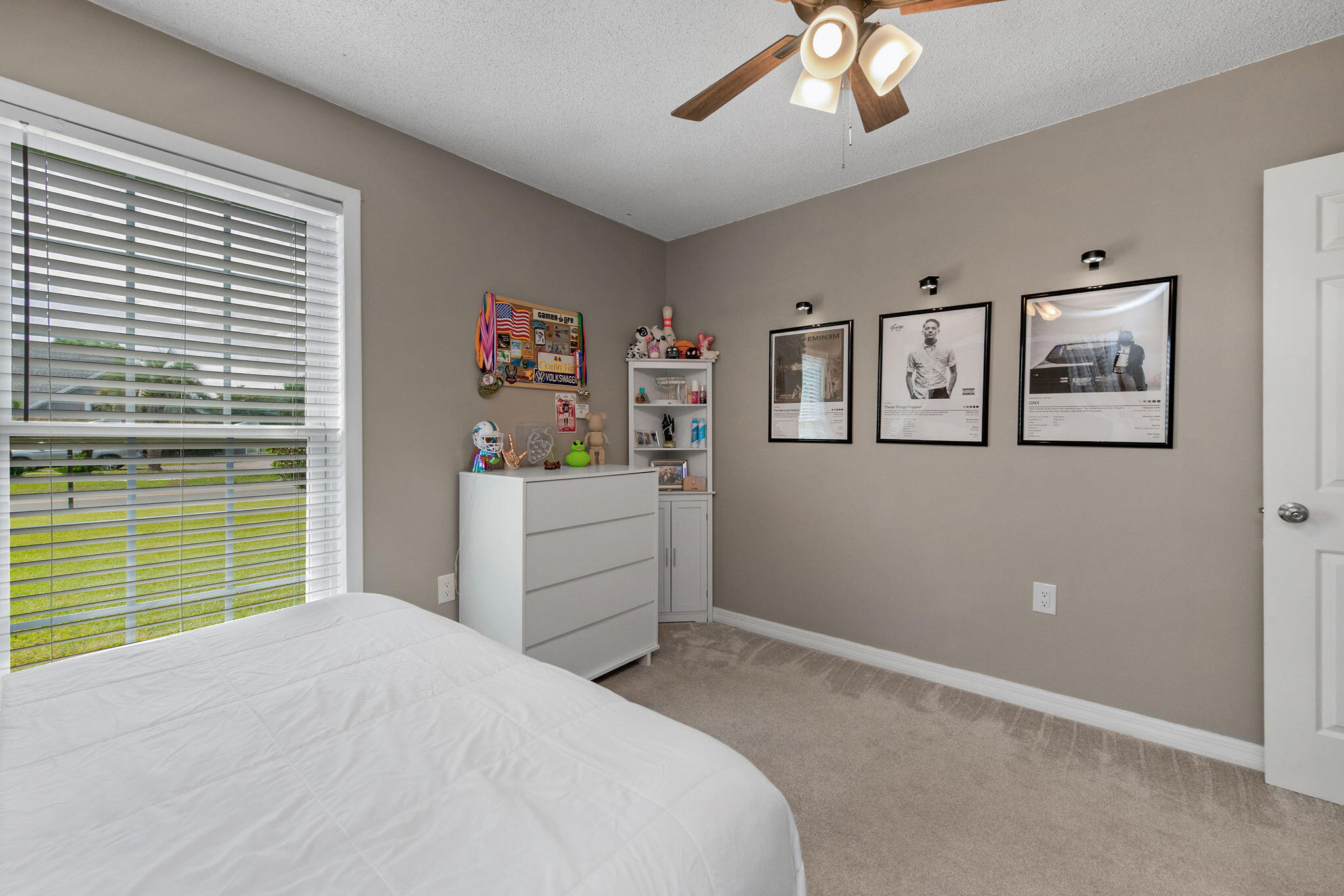 LAKE LORRAINE ESTATES - Residential