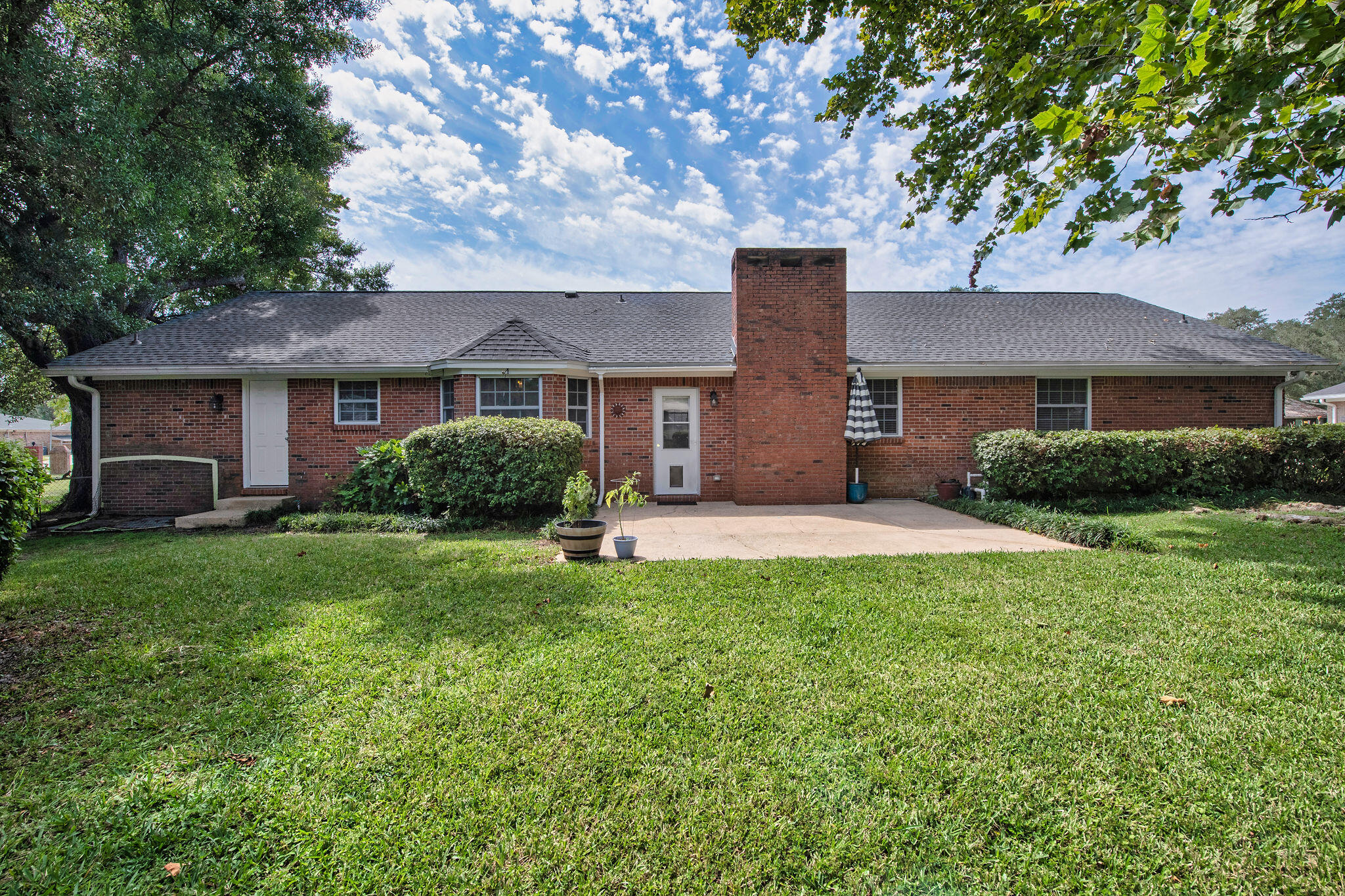 LAKE LORRAINE ESTATES - Residential
