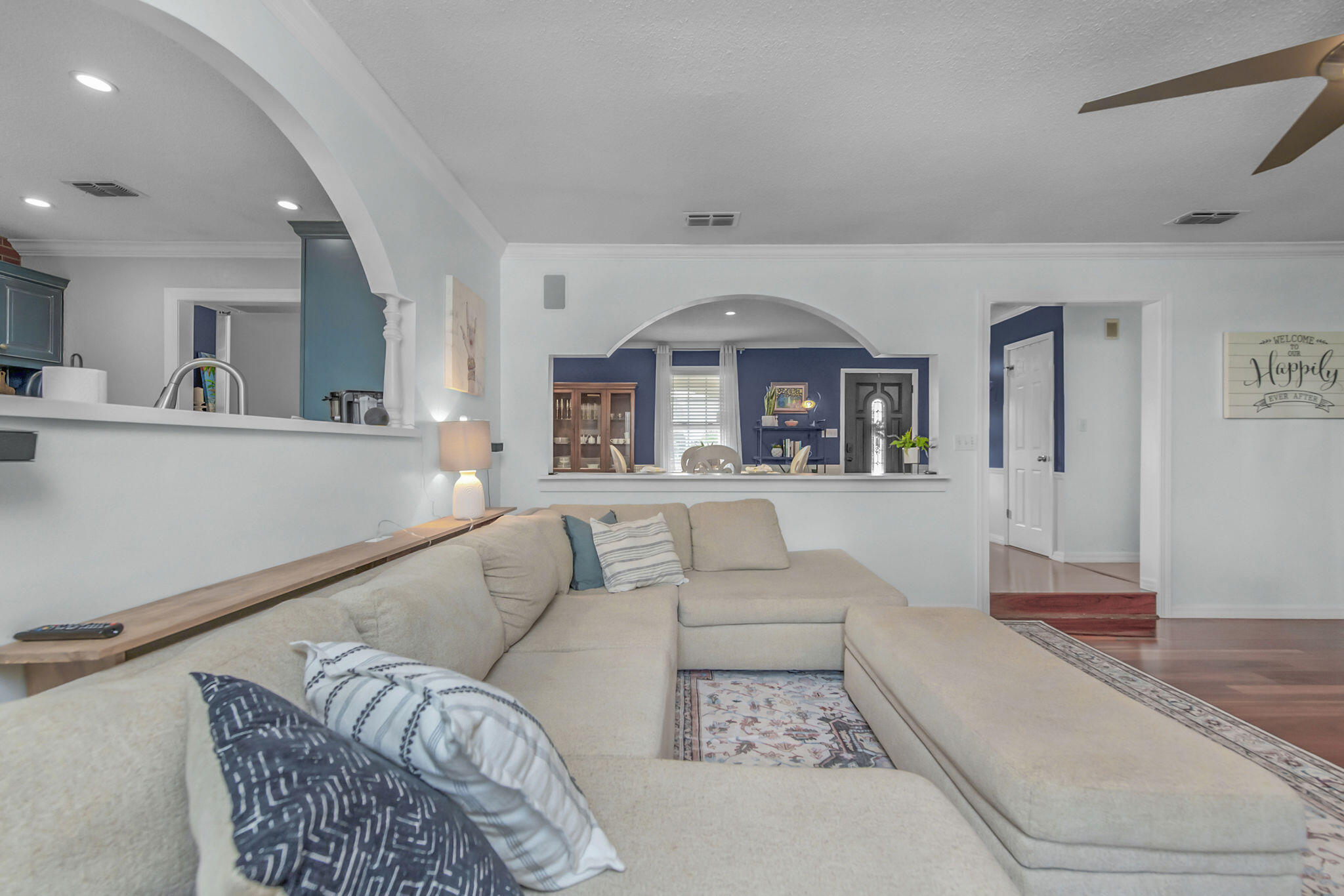 LAKE LORRAINE ESTATES - Residential