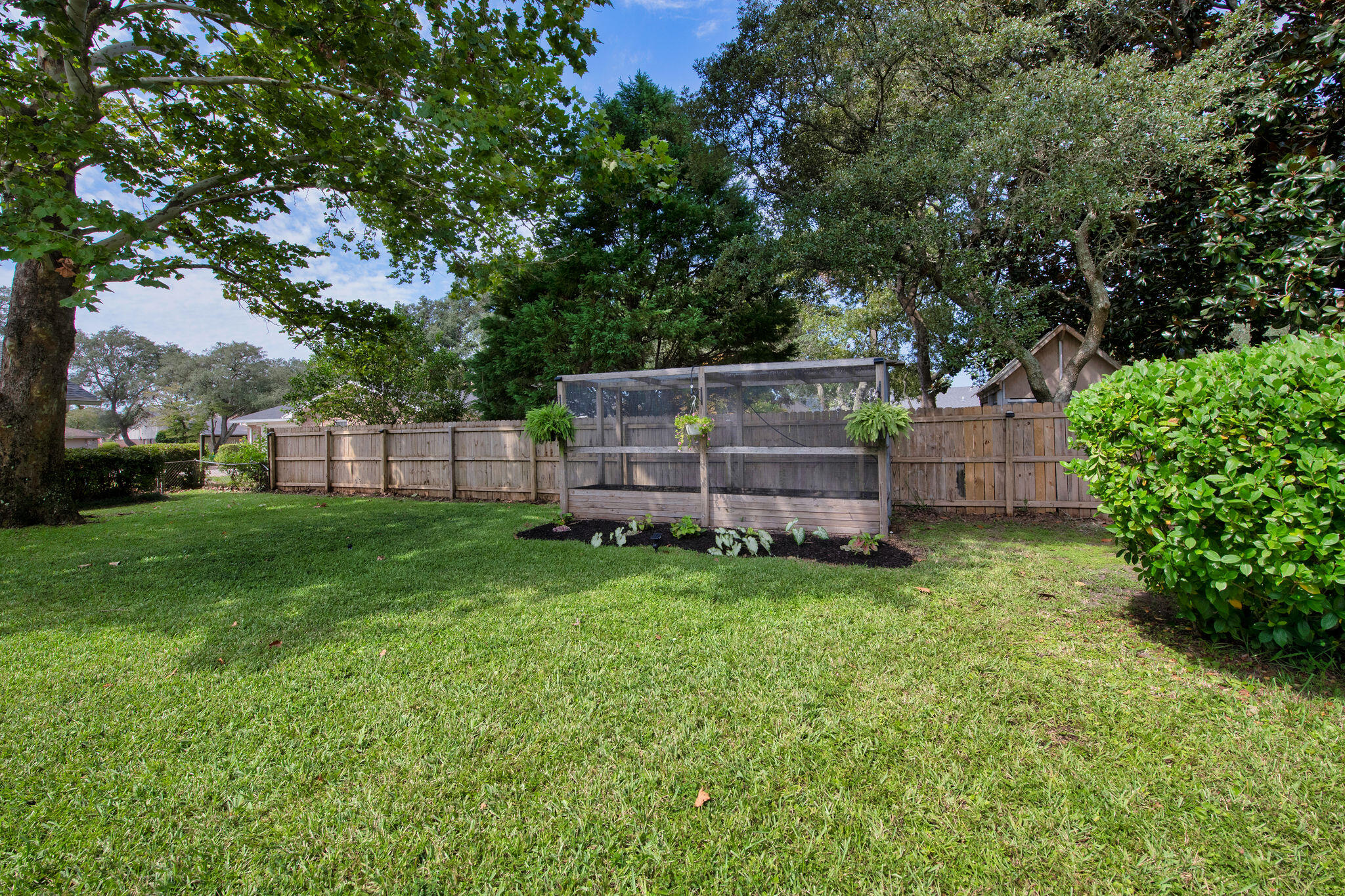 LAKE LORRAINE ESTATES - Residential