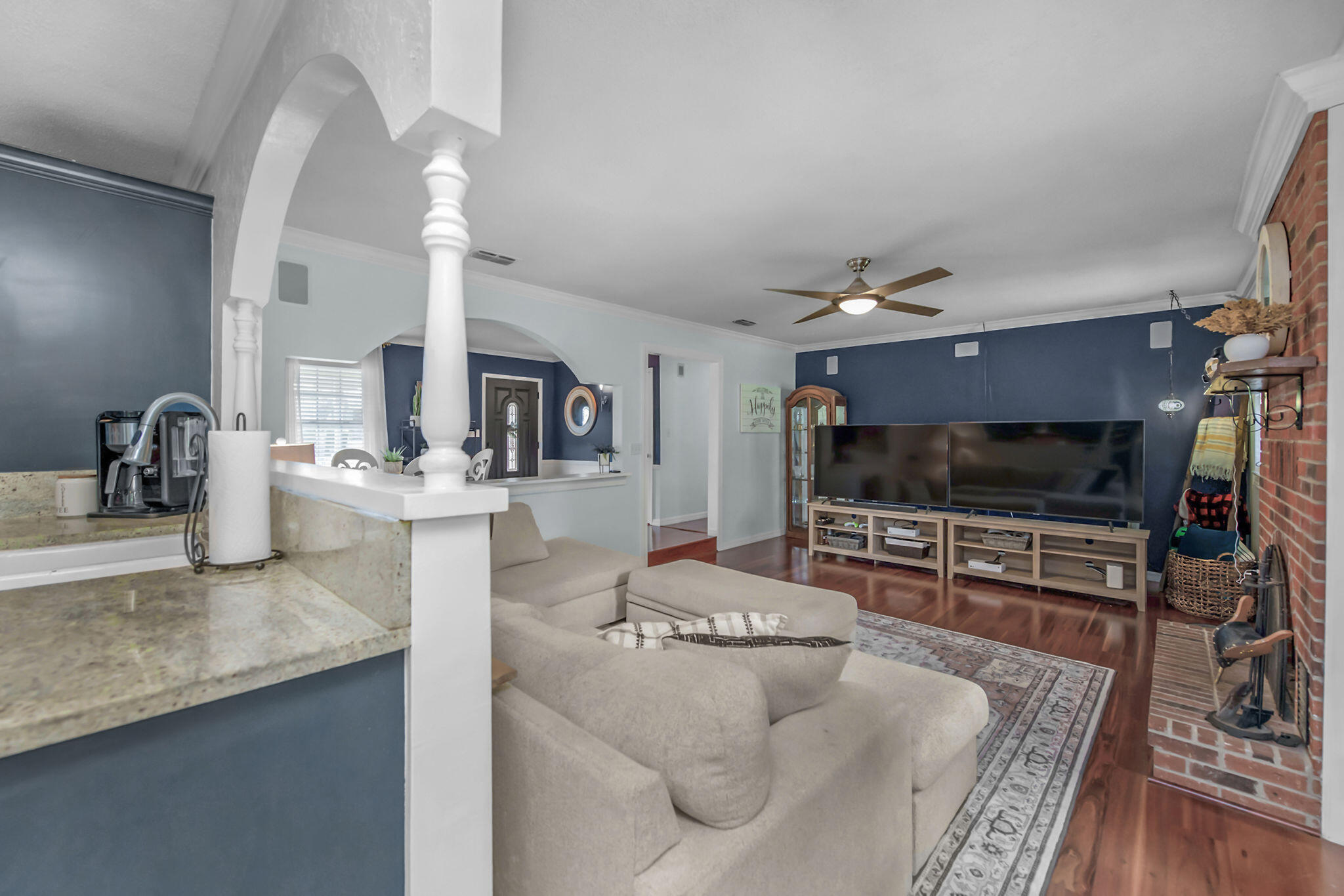 LAKE LORRAINE ESTATES - Residential
