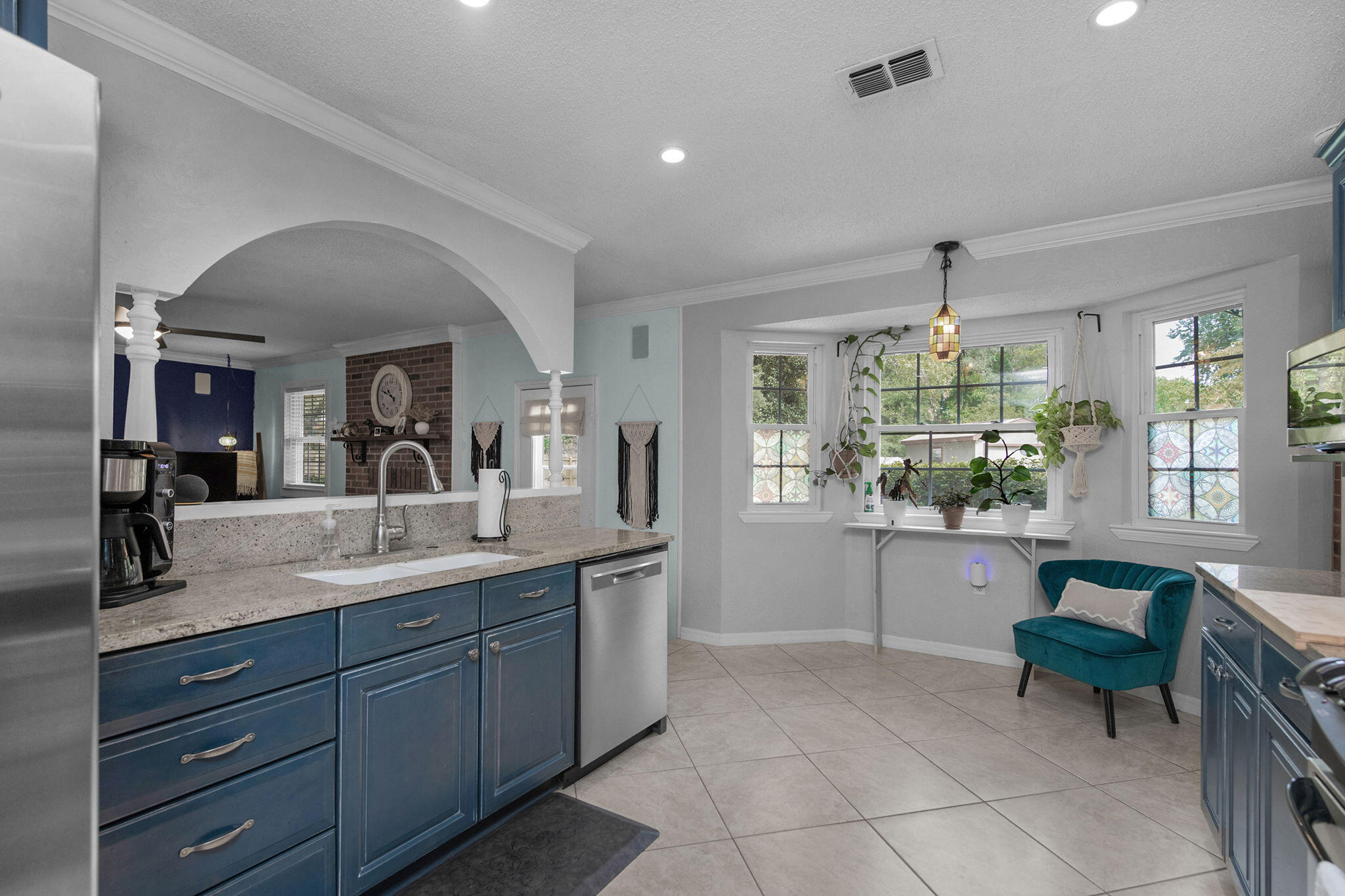 LAKE LORRAINE ESTATES - Residential