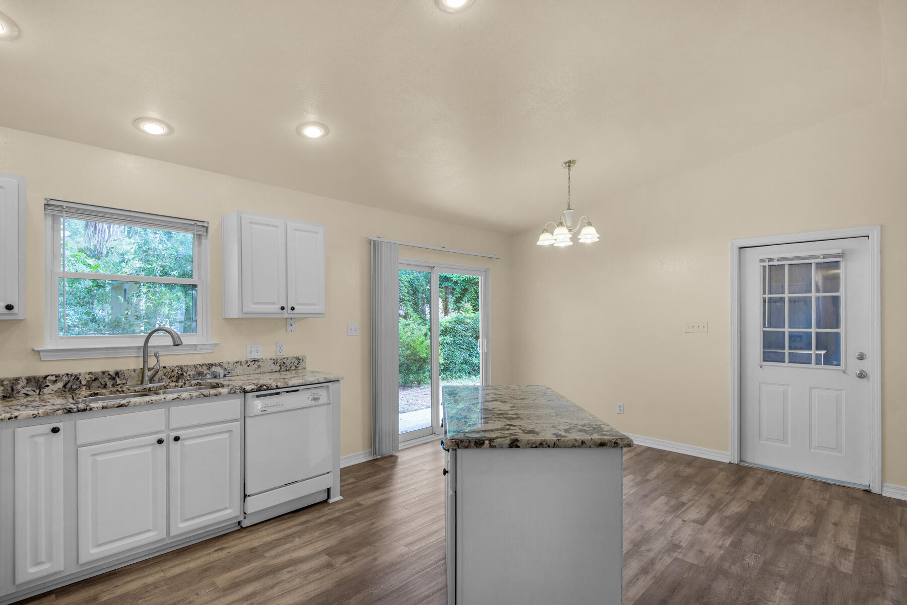 PALMETTO PLANTATION - Residential