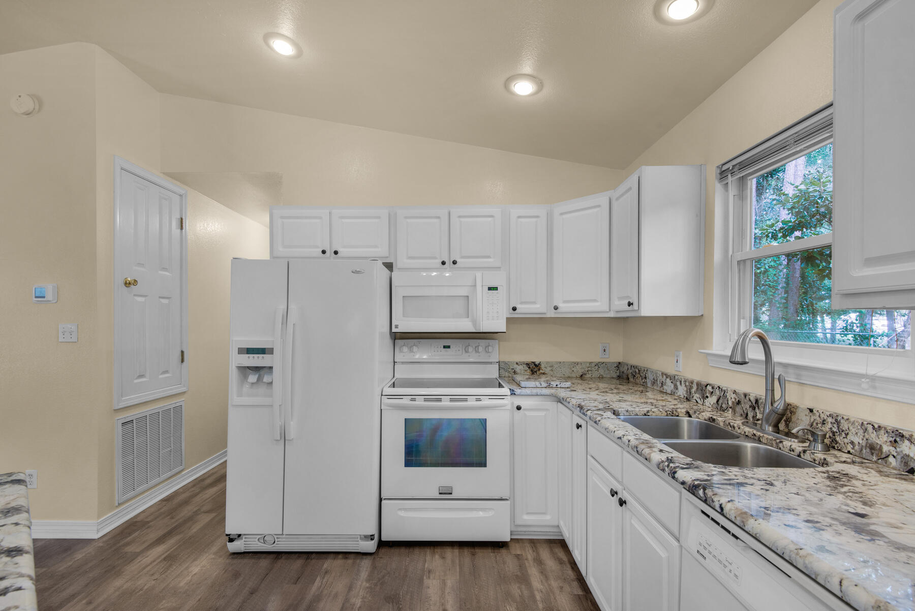 PALMETTO PLANTATION - Residential