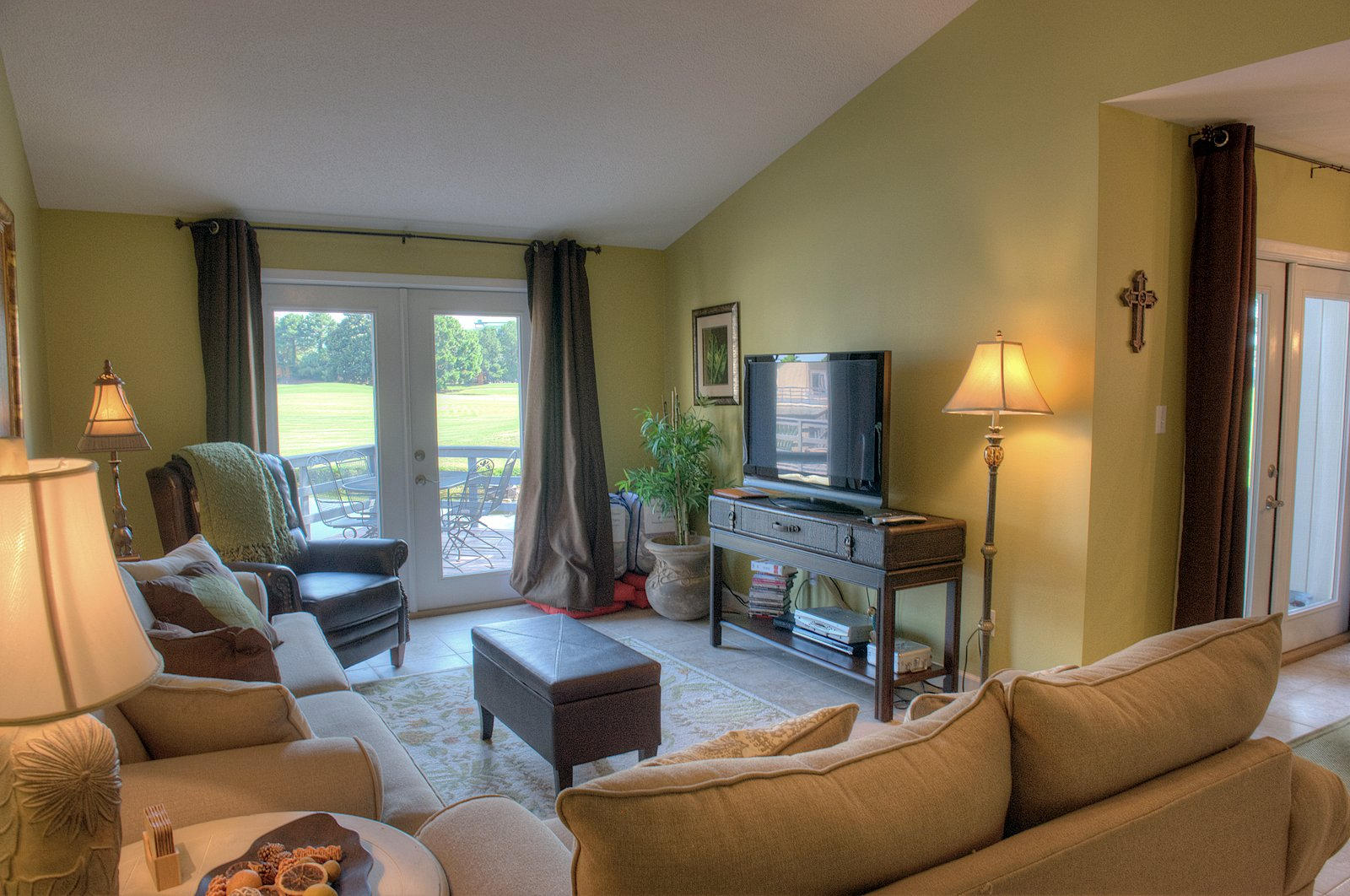 LINKSIDE VILLAGE UNIT 1 - Residential