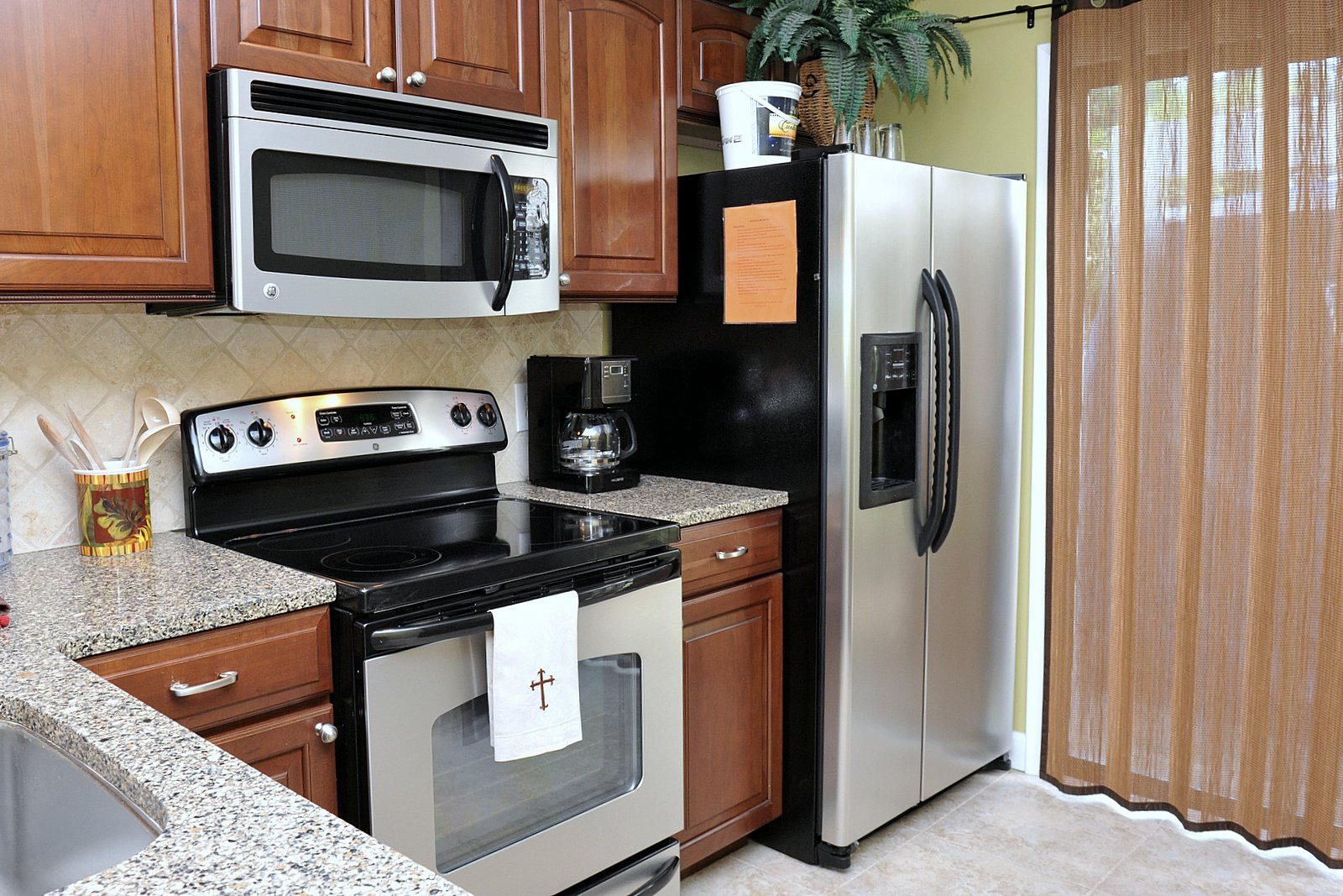 LINKSIDE VILLAGE UNIT 1 - Residential