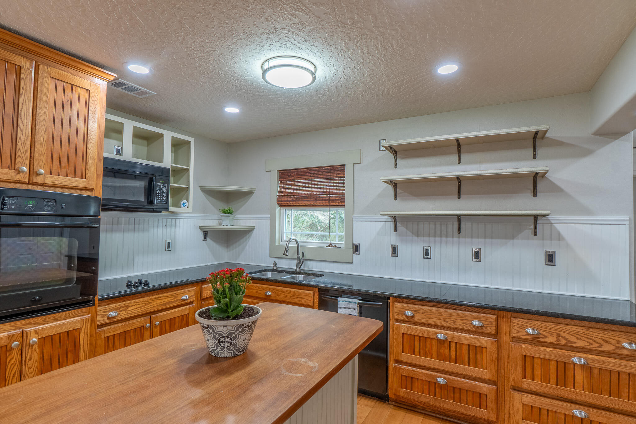 GARNIERS BEACH - Residential