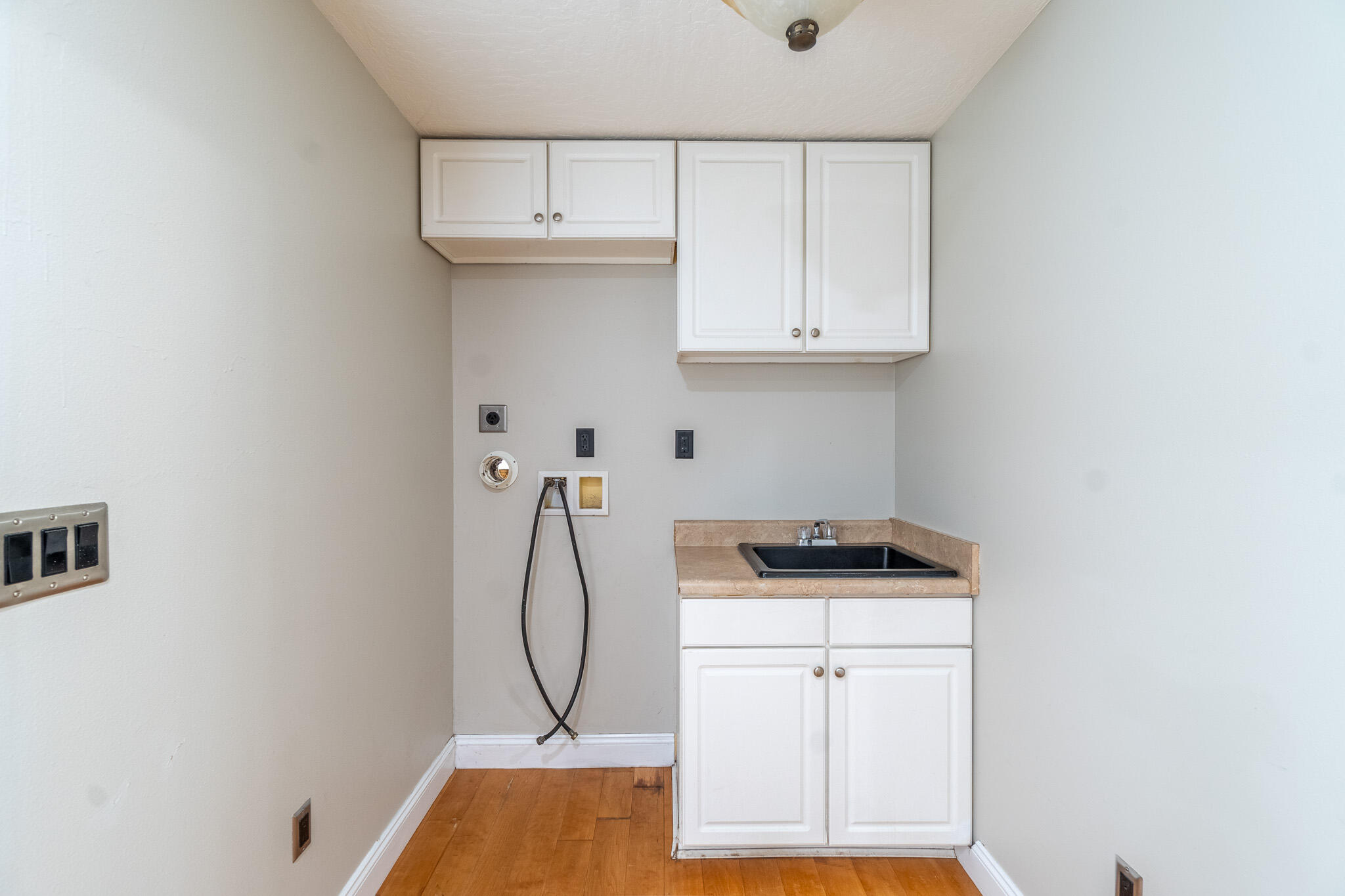 GARNIERS BEACH - Residential