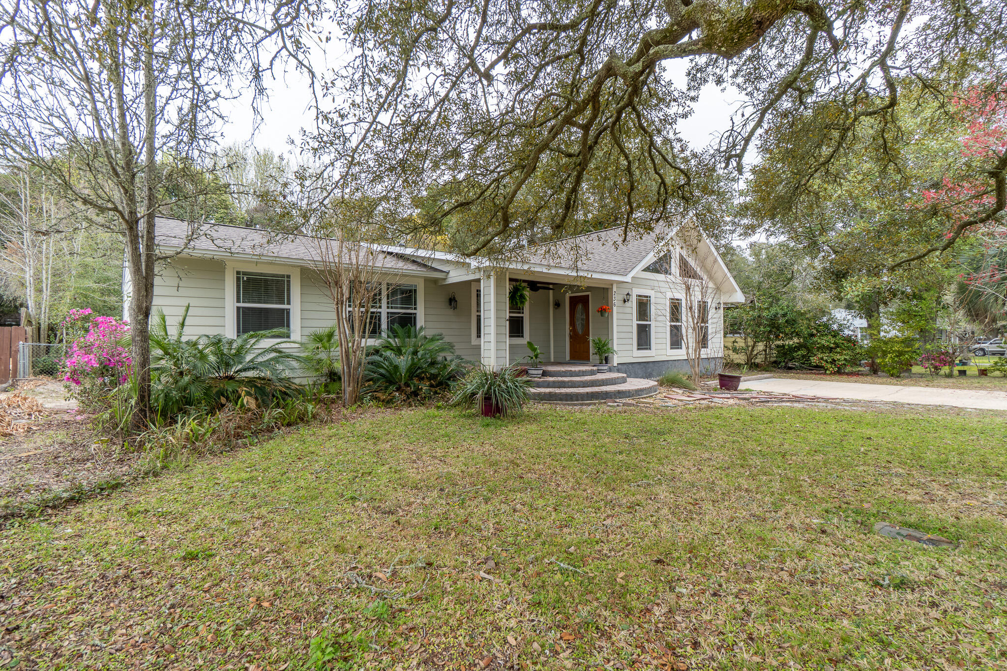 GARNIERS BEACH - Residential