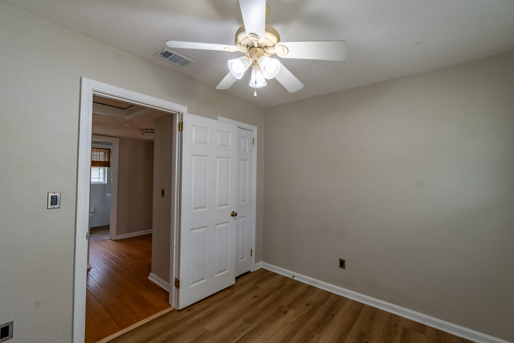 GARNIERS BEACH - Residential