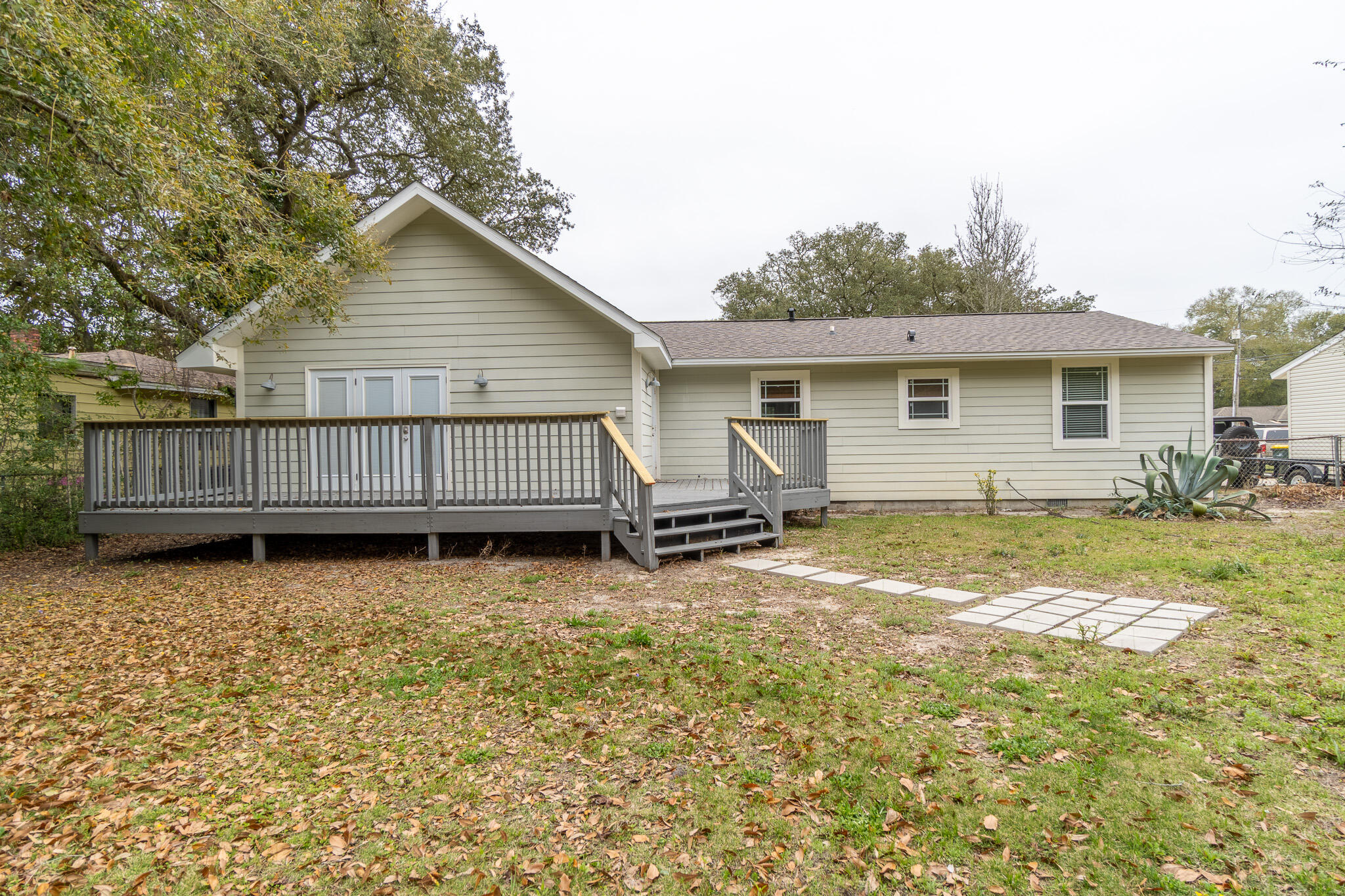 GARNIERS BEACH - Residential