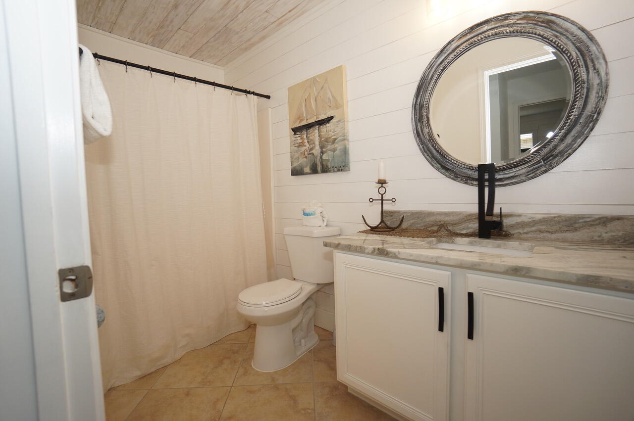 PARADISE RETREAT - Residential