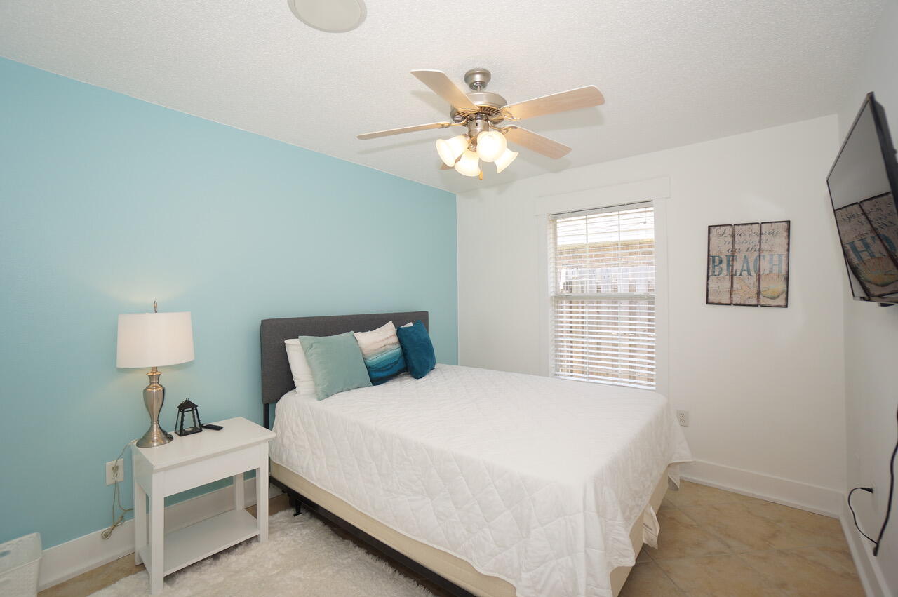 PARADISE RETREAT - Residential