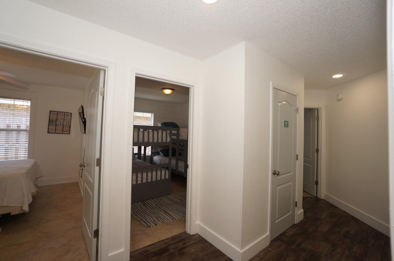 PARADISE RETREAT - Residential