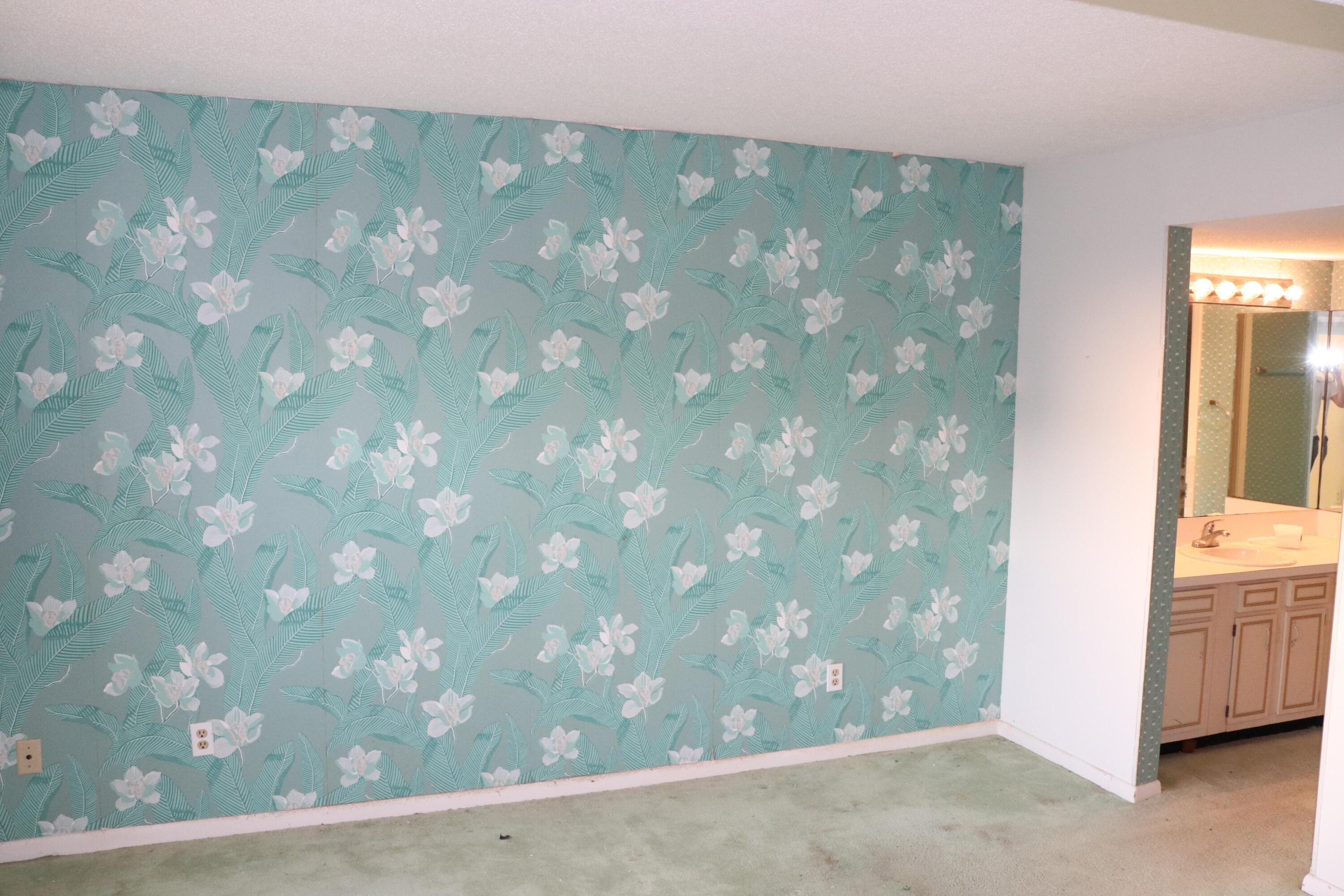 EL MATADOR CONDO - Residential