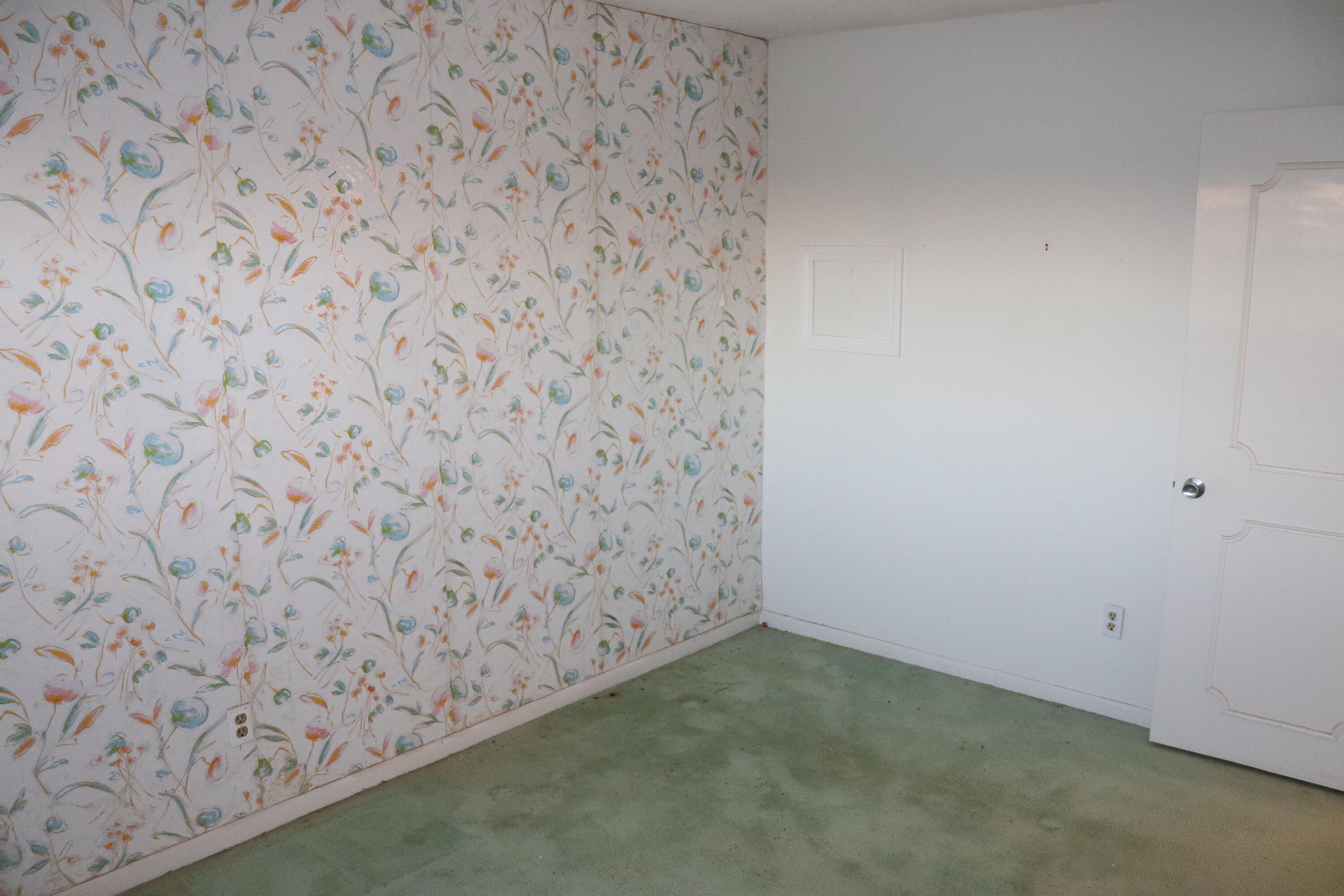 EL MATADOR CONDO - Residential