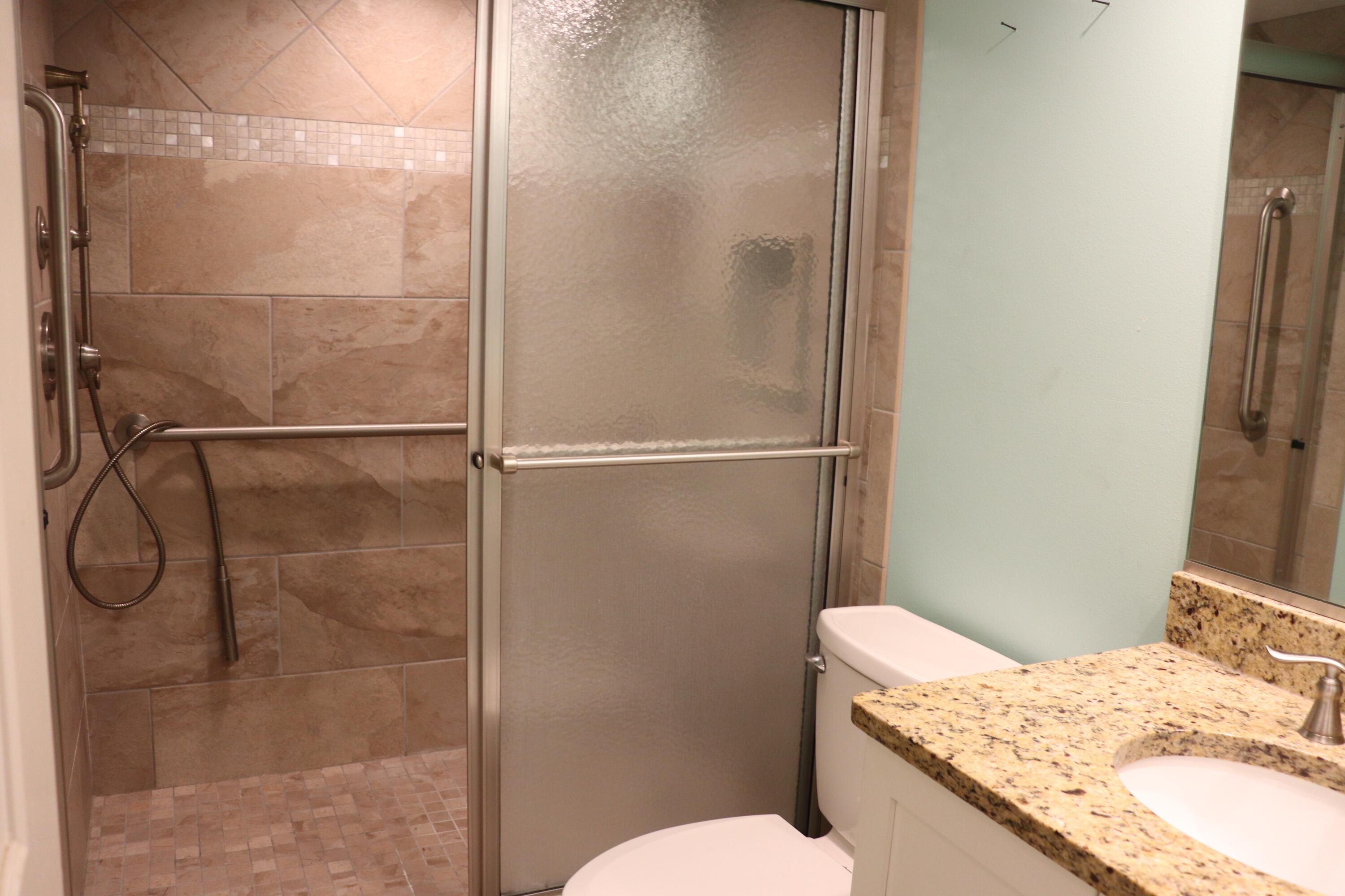 EL MATADOR CONDO - Residential