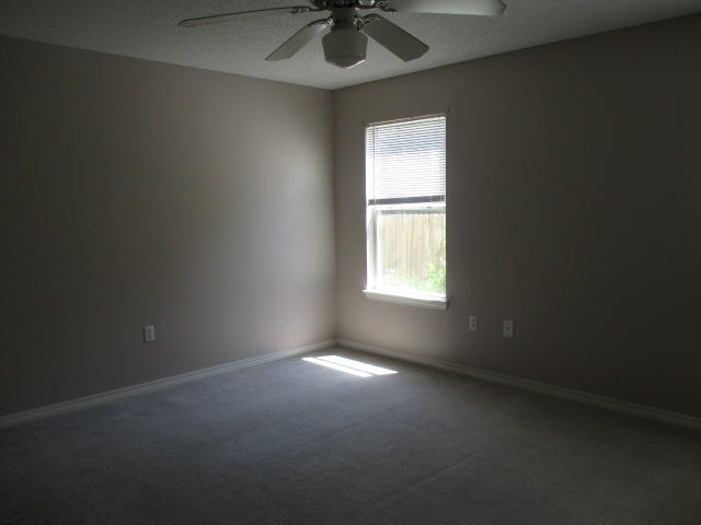 SANDY RIDGE ESTATES - Residential Lease