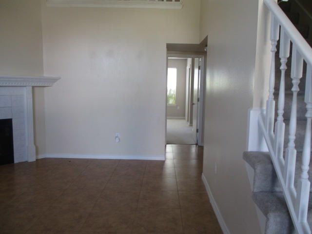 SANDY RIDGE ESTATES - Residential Lease