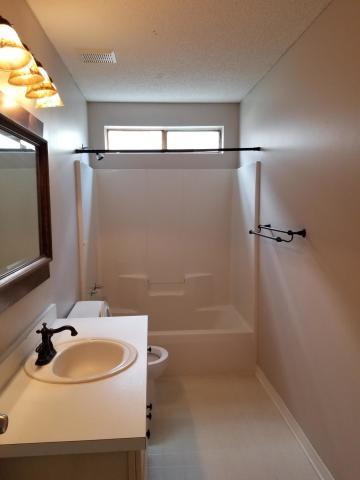 SANDY RIDGE ESTATES - Residential Lease