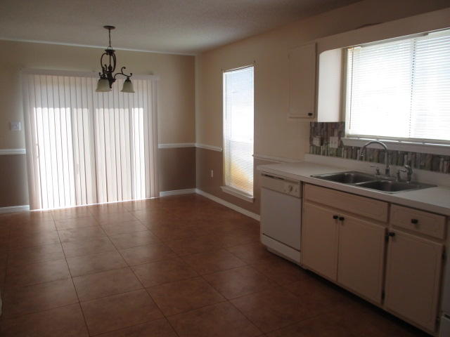 SANDY RIDGE ESTATES - Residential Lease