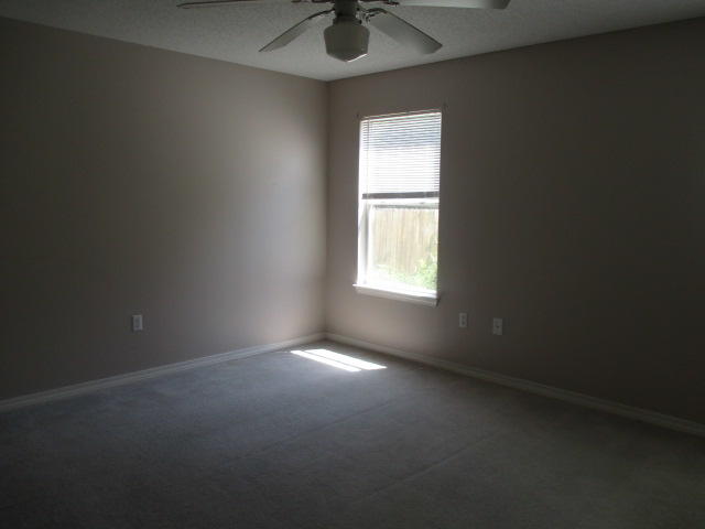 SANDY RIDGE ESTATES - Residential Lease