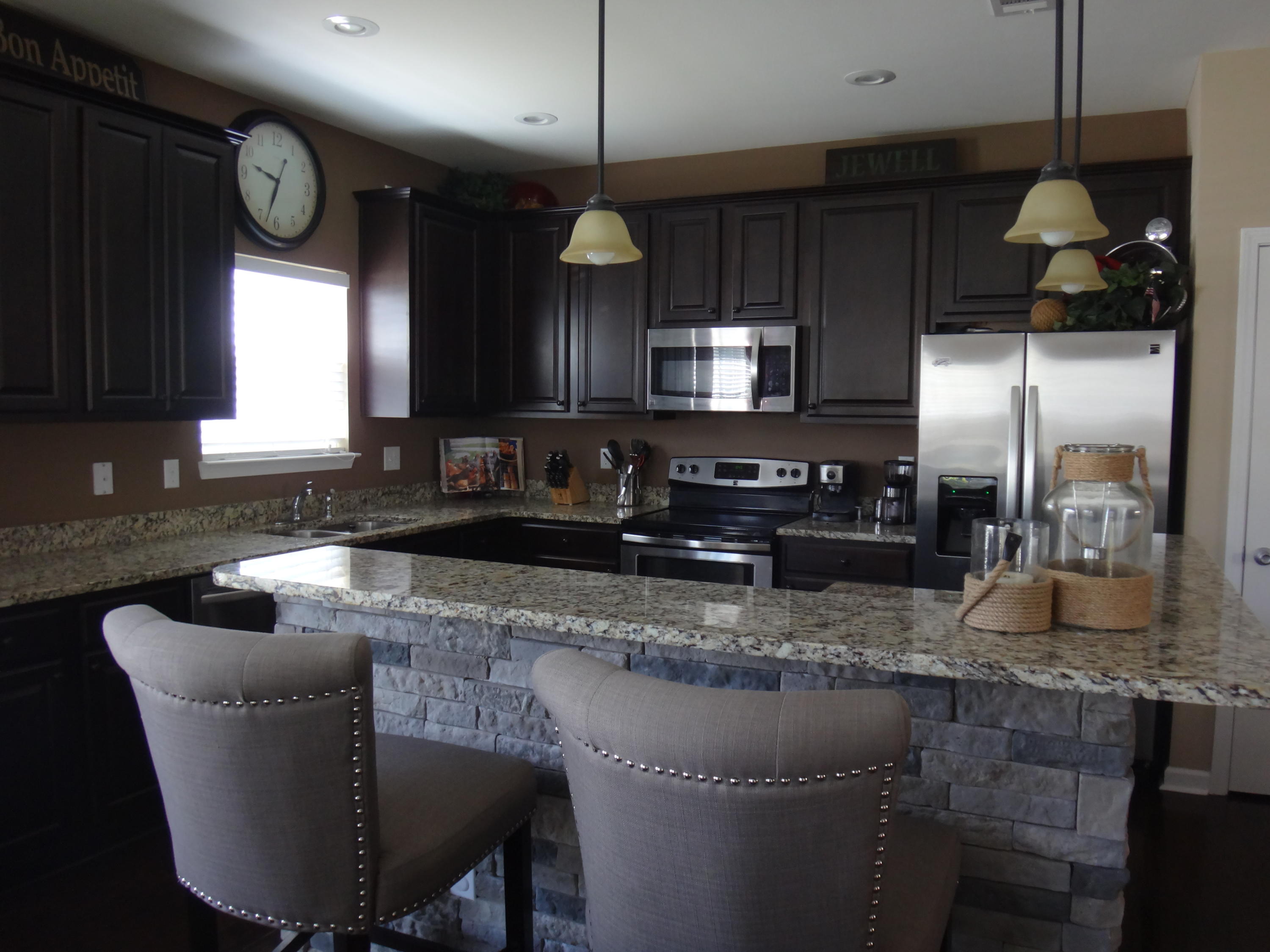 REDWOOD VILLAGE - Residential