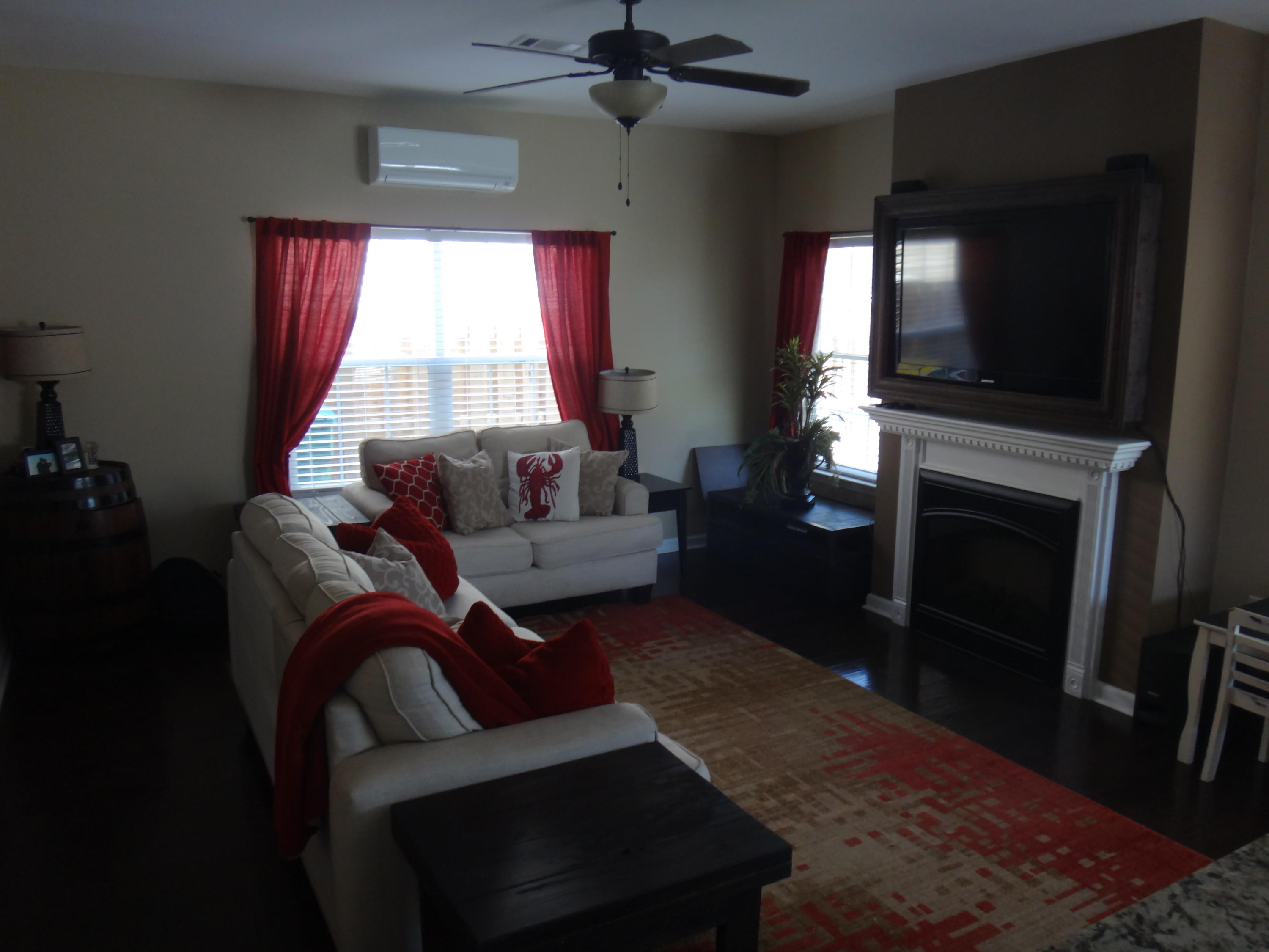 REDWOOD VILLAGE - Residential