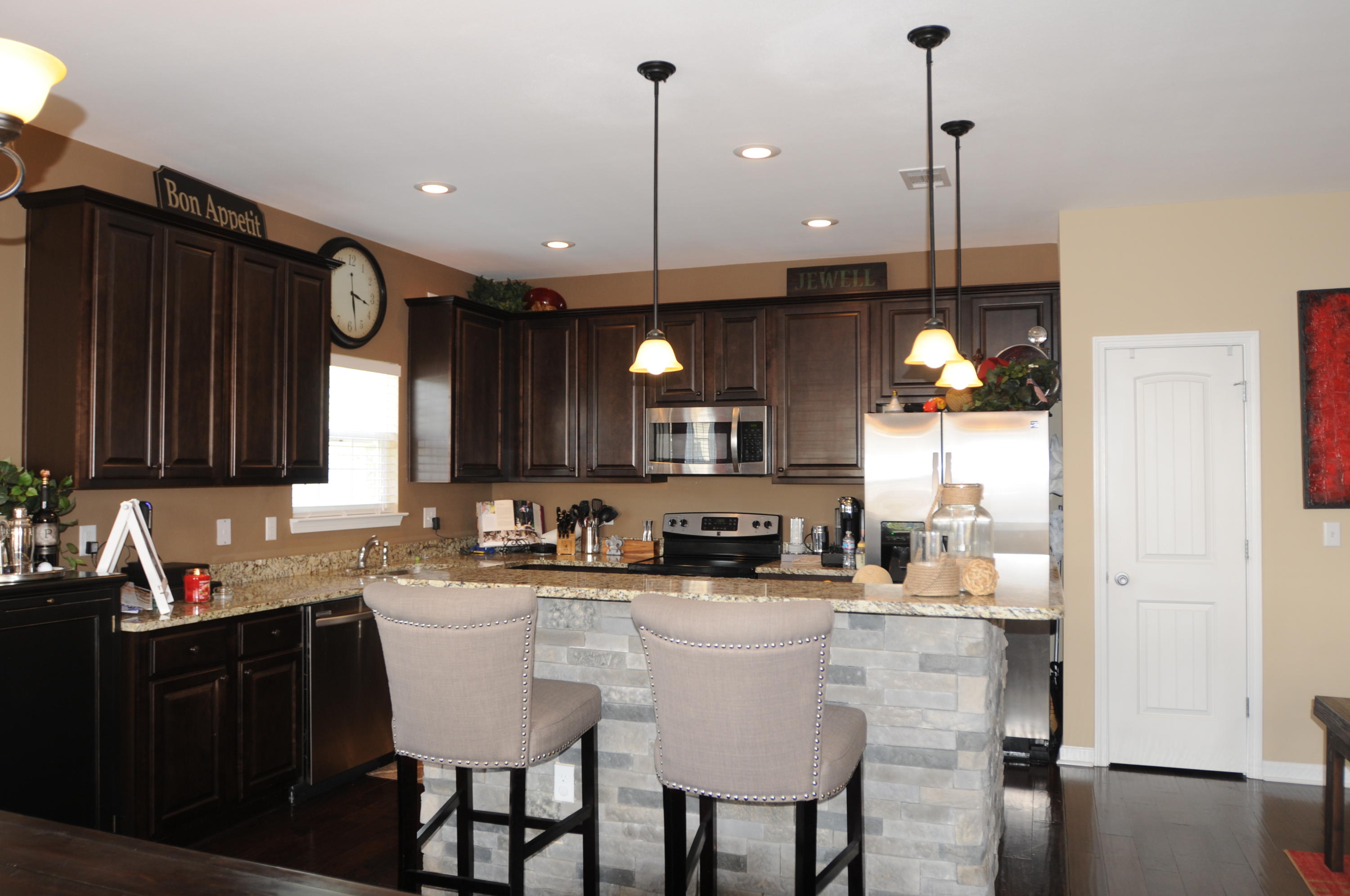 REDWOOD VILLAGE - Residential