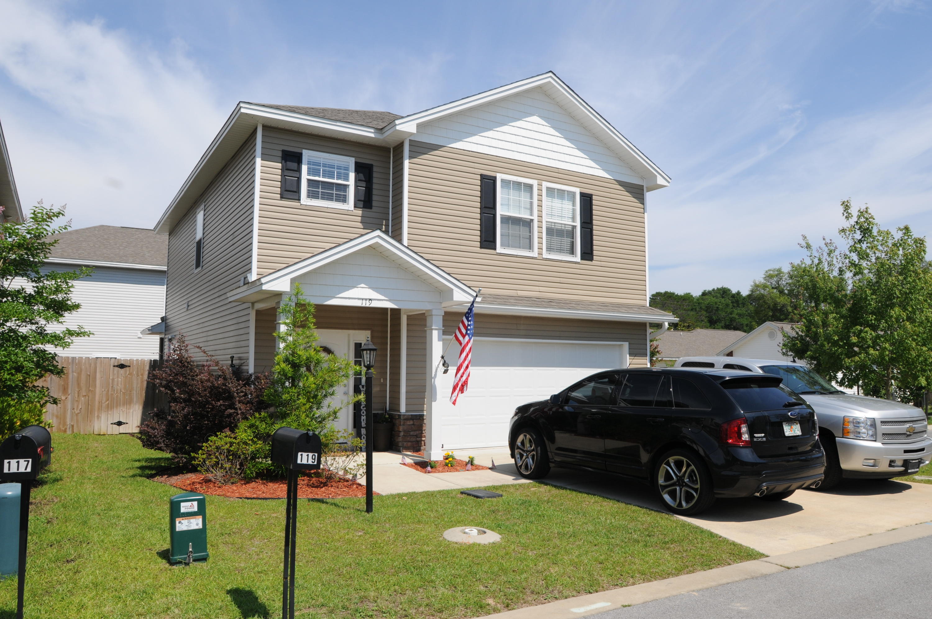 REDWOOD VILLAGE - Residential